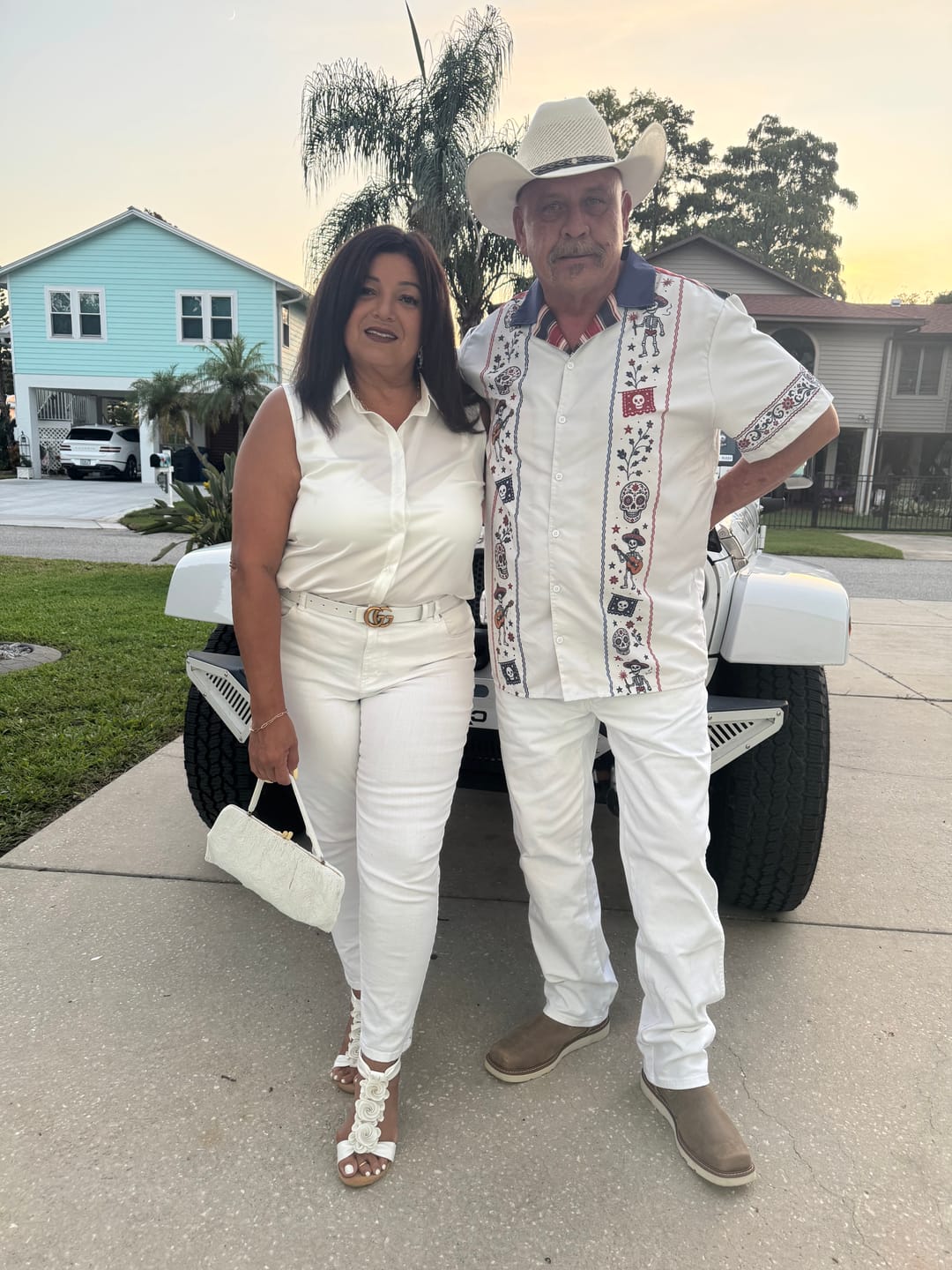 Customer photo review of El Jefe Azteca Hueso Guayabera