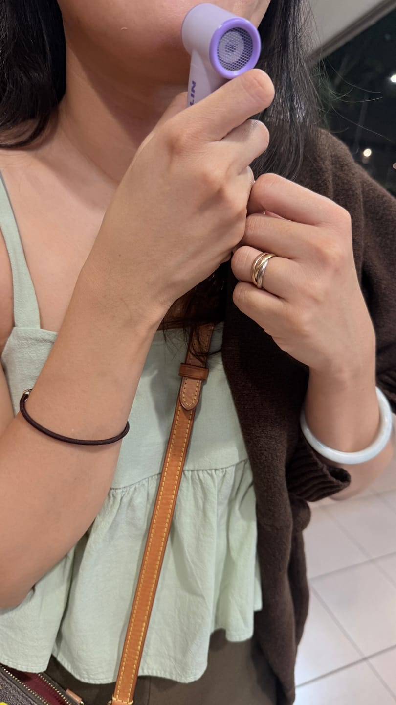 Customer photo review of NEF Nano - Palm-Sized High-Speed Handheld Fan