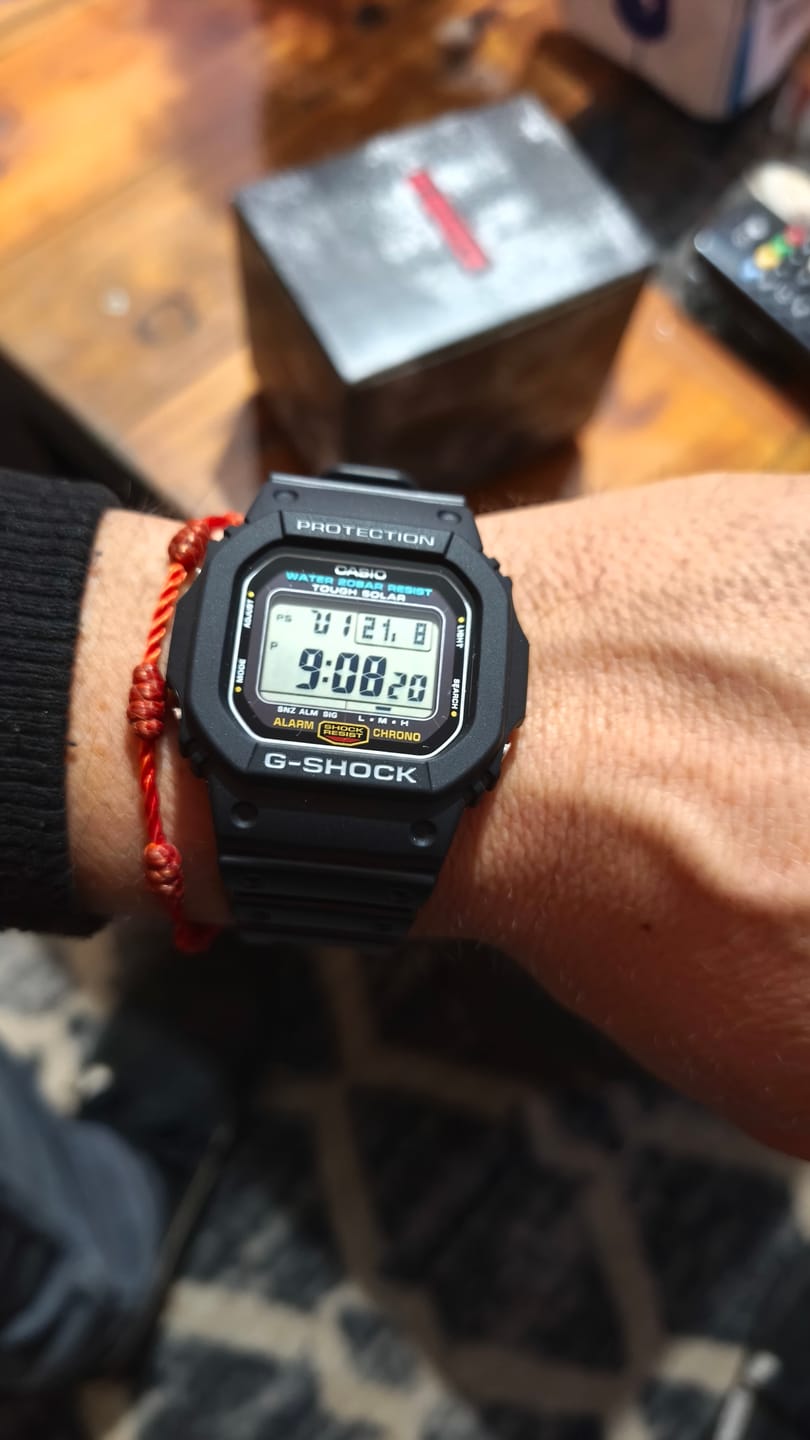 Customer photo review of Reloj Casio G-Shock Vintage G-5600UE-1 Tough Solar