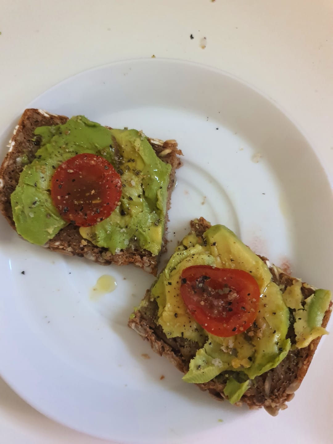 Customer photo review of Avocado Hass 15 Monate baumgereift Bio Kreta von Apostolis