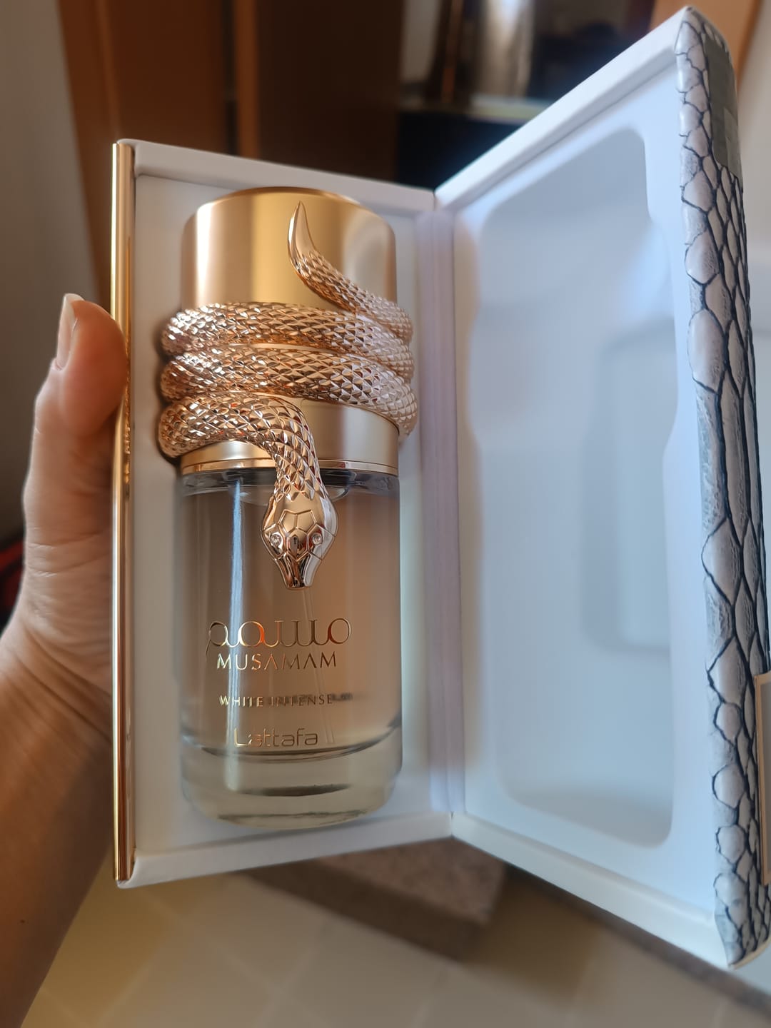 Customer photo review of PERFUME MUSAMAM WHITE INTENSE LATTAFA  - 100ML
