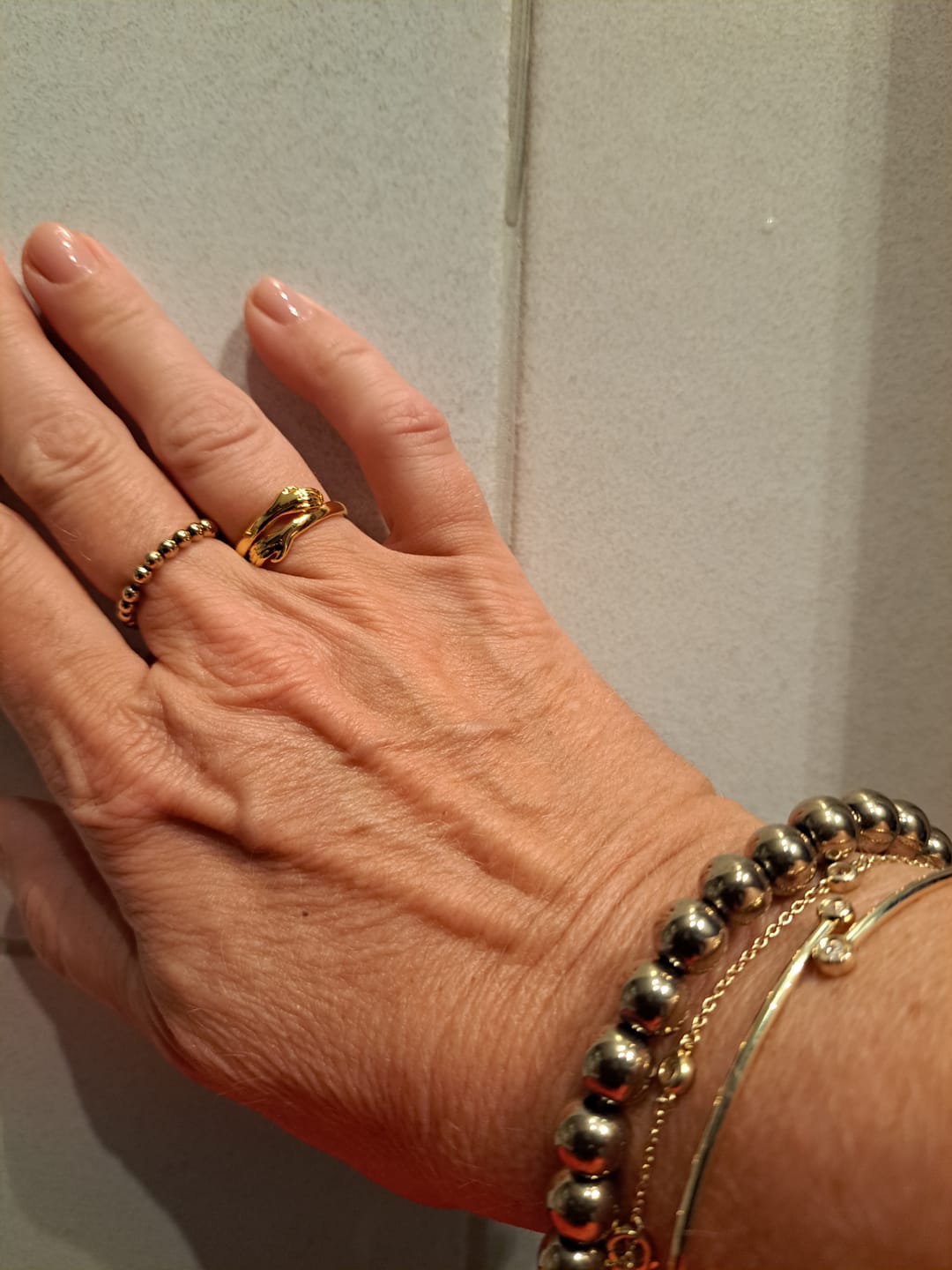 Customer photo review of »Mein Neuanfang« Blockadenlöser-Armband aus goldglänzendem Hämatit inkl. abgebrochenem Stern