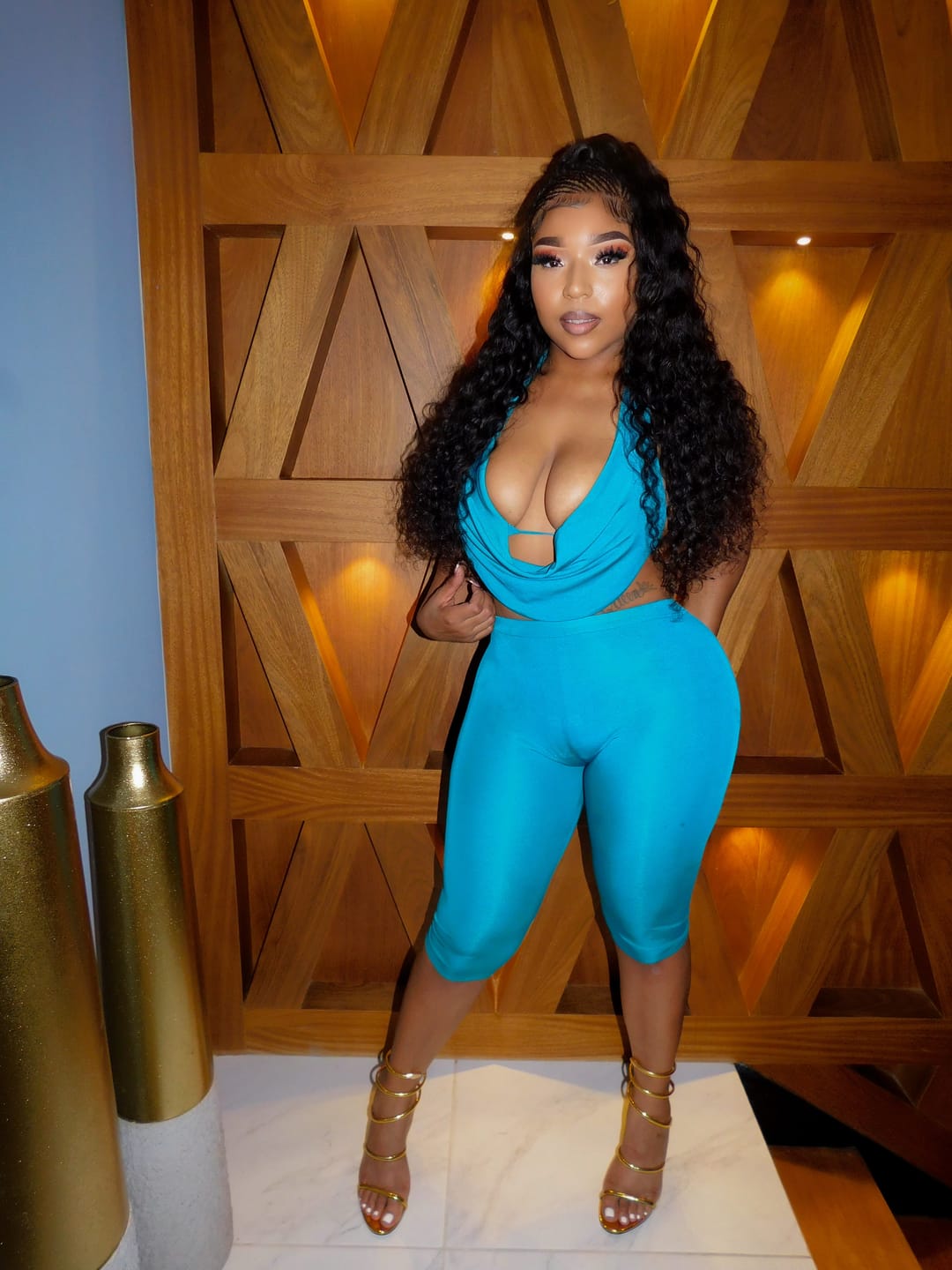 Customer photo review of Build a Wig