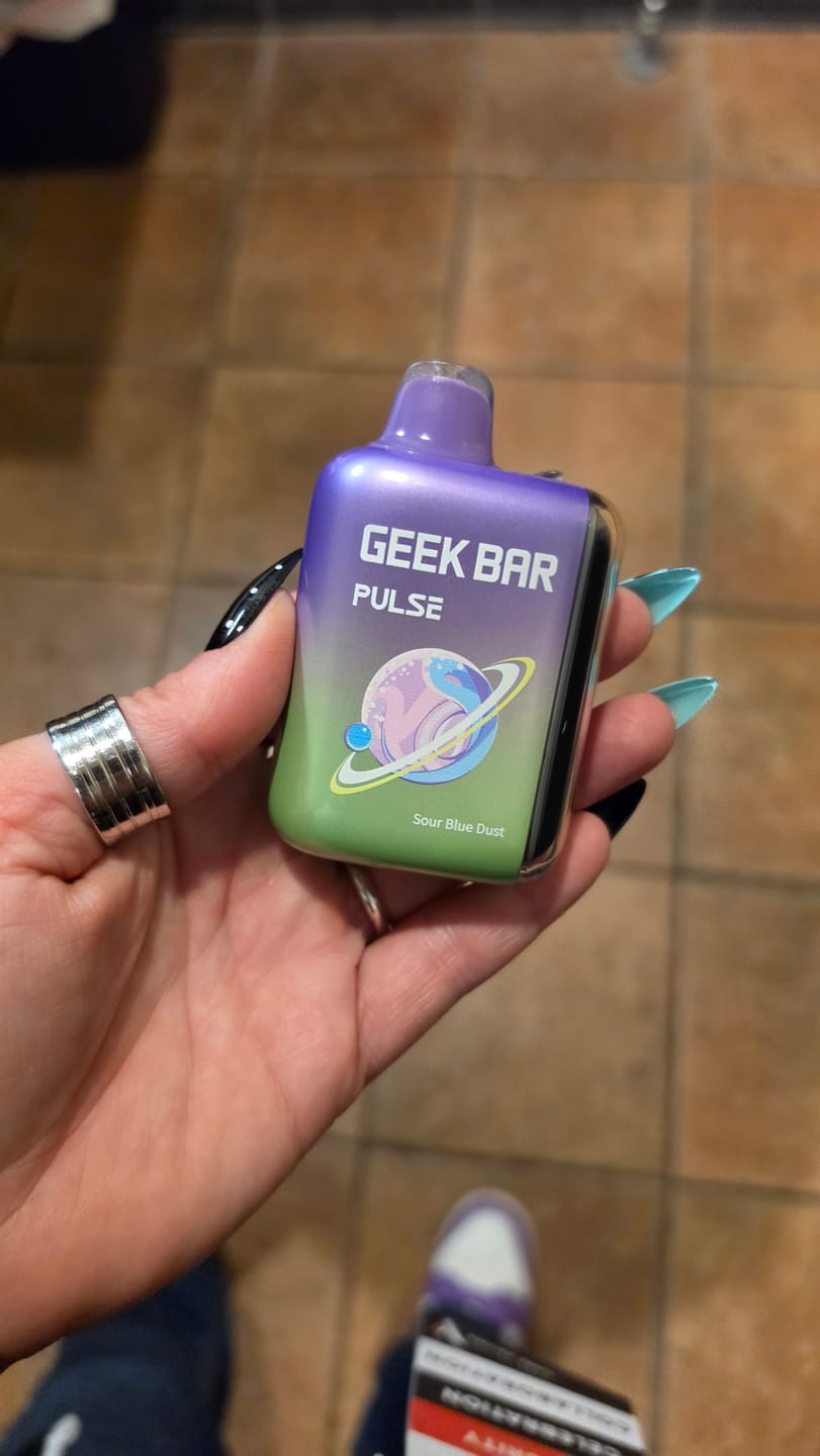 Customer photo review of Geek Bar PULSE 15000