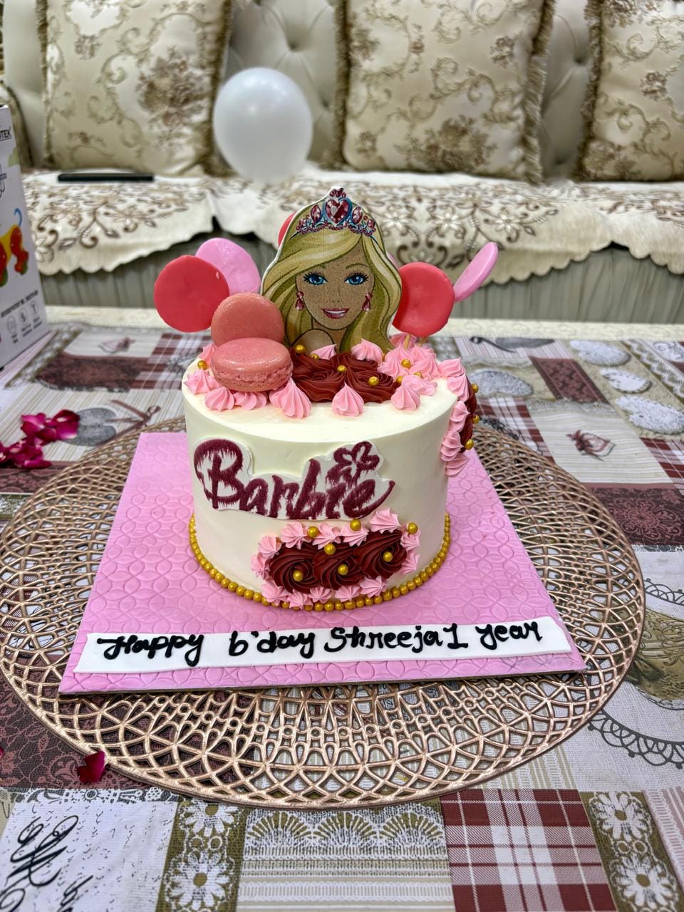 Customer photo review of Cool Barbie Girl Cake