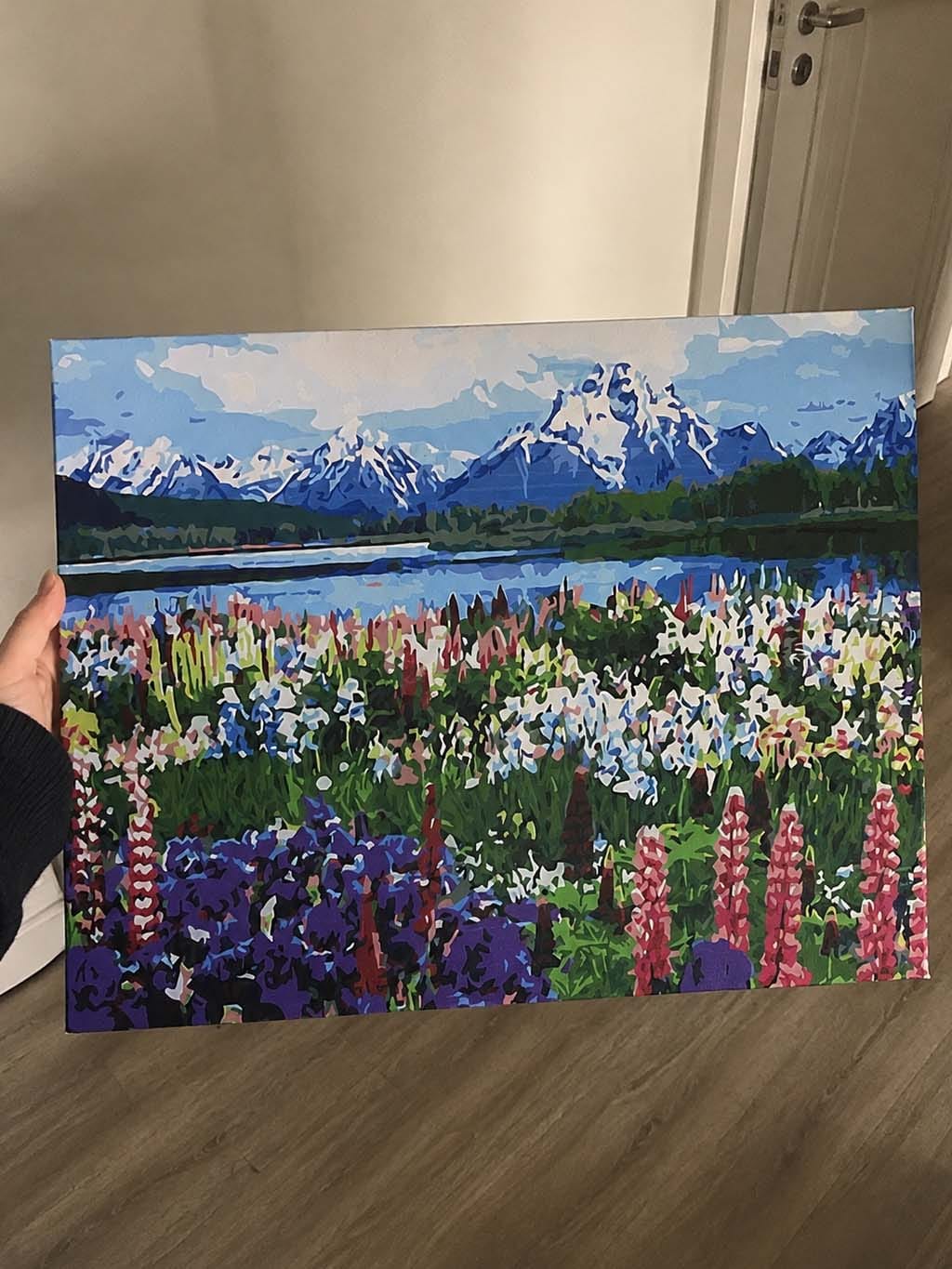 Customer photo review of Fleurs et Lac au pied de la Montagne