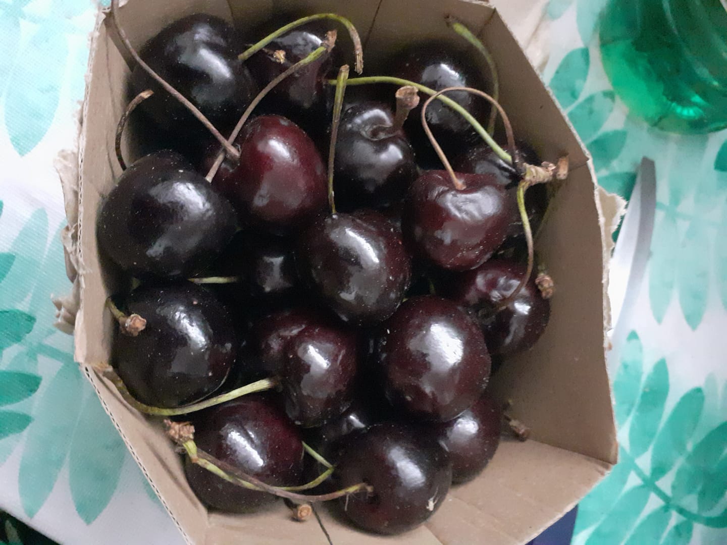 Customer photo review of Kirschen regional 500g