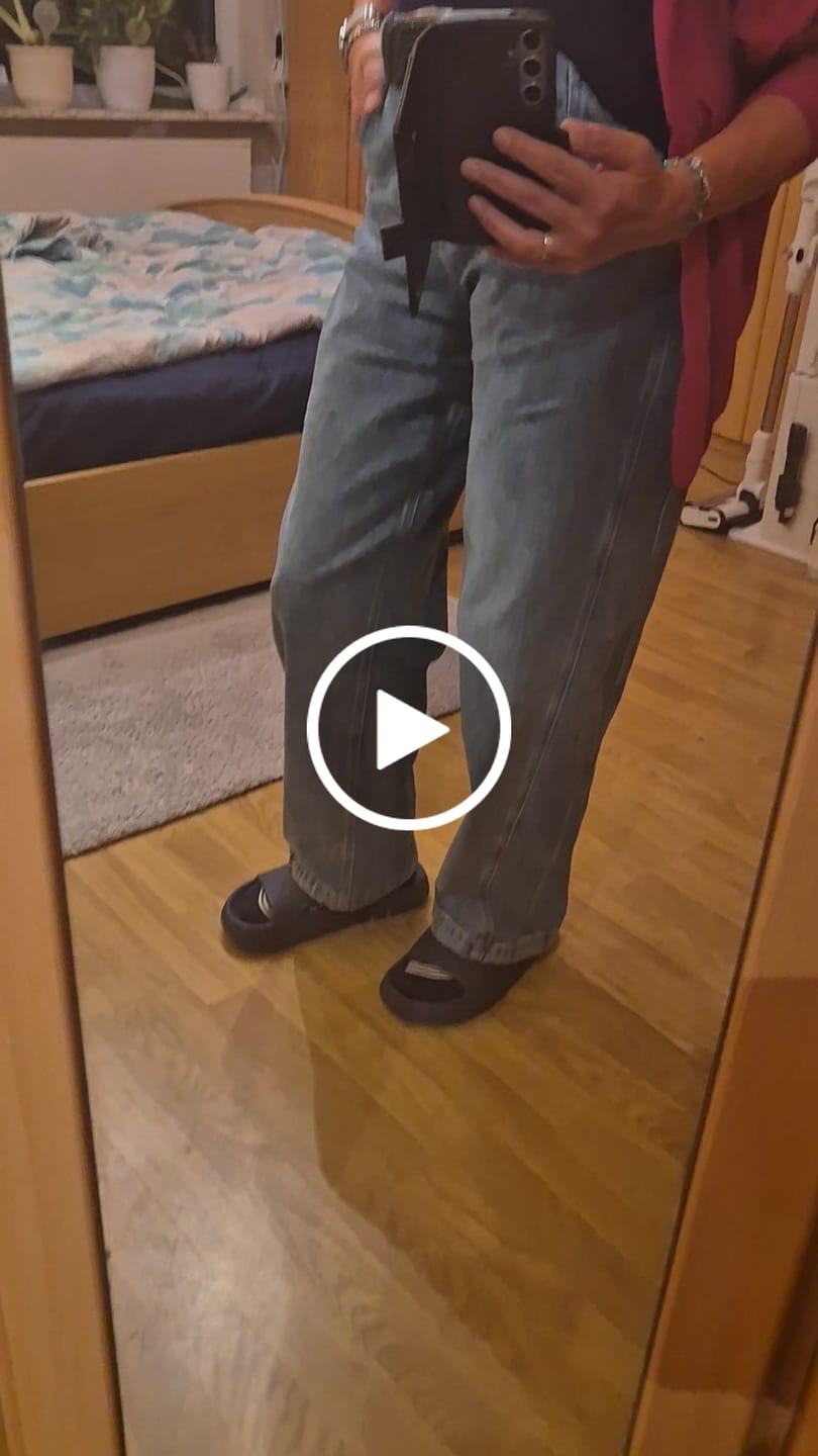 Customer video review of Stretch Barrel Jeans WOW mit seitlichen Details