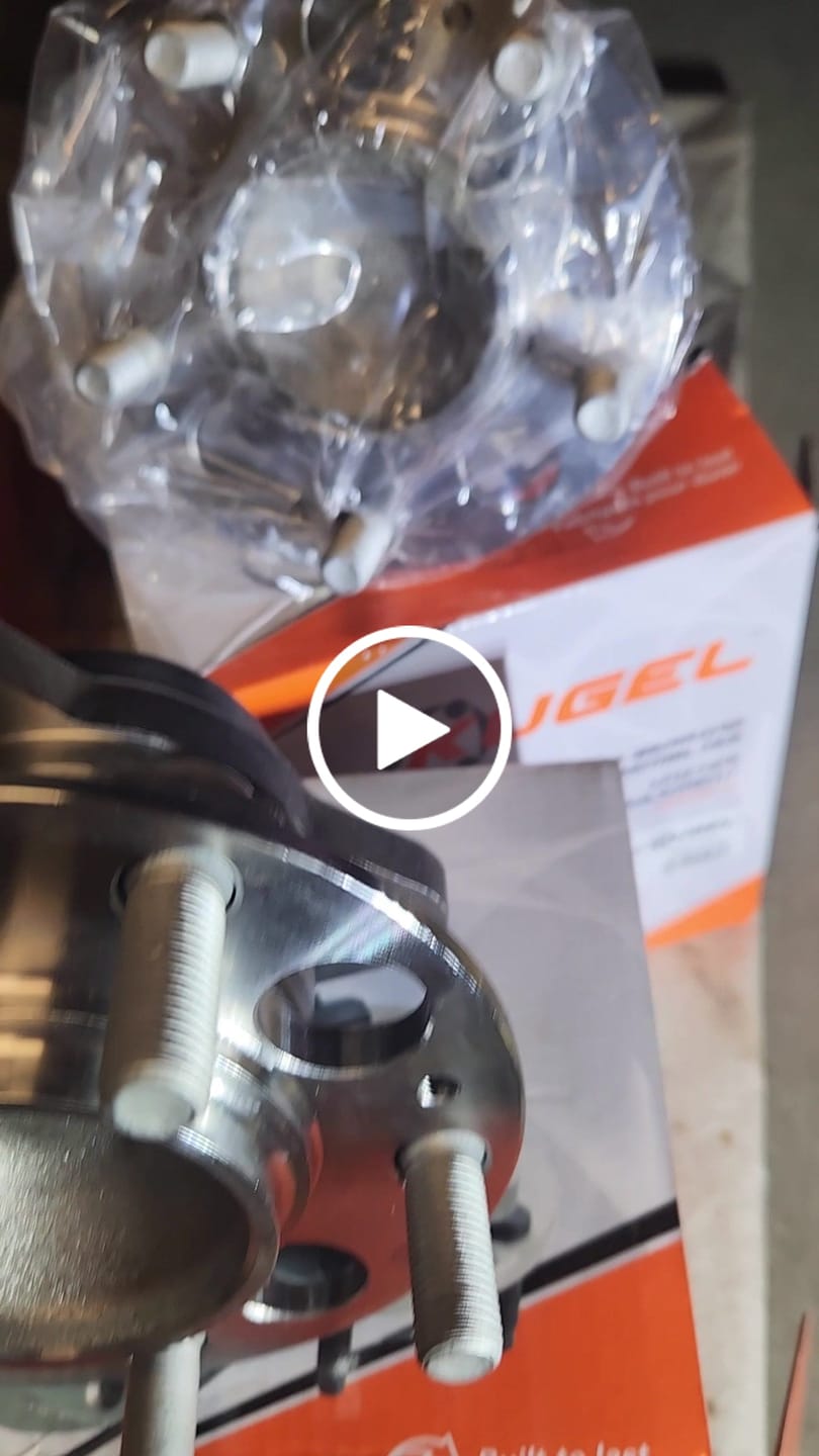 Customer video review of [Avant et Arrière] Ensemble roulement de roue et moyeu pour Kia Forte Hyundai Elantra GT Veloster K70-102046
