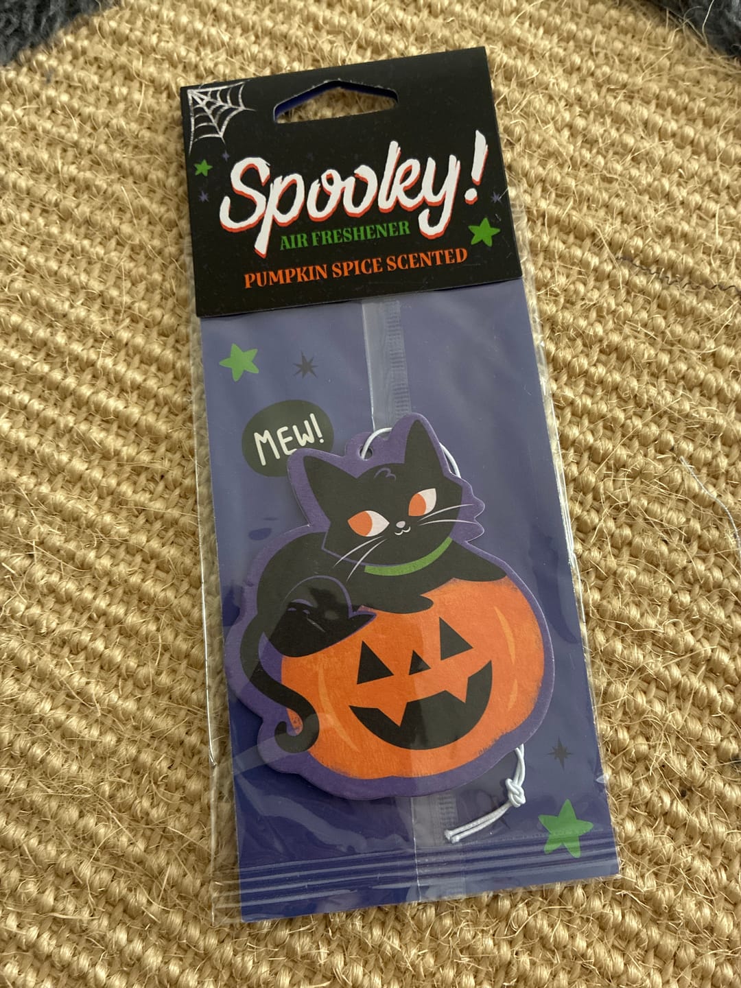 Customer photo review of Spooky Auto Lufterfrischer – Gespenst & Katze im Kürbis