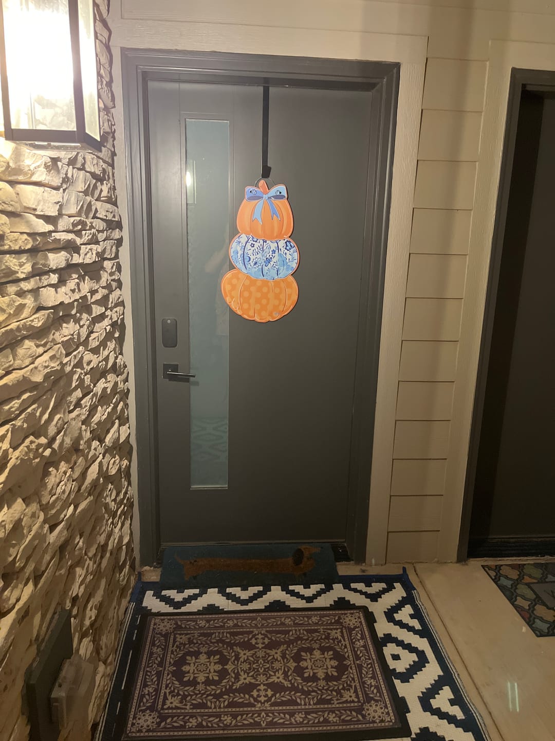 Customer photo review of Chinoiserie Pumpkin Stack Door Hanger