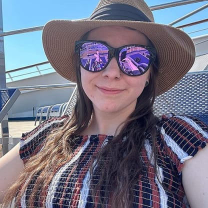 Customer photo review of Ladies Fit Overs