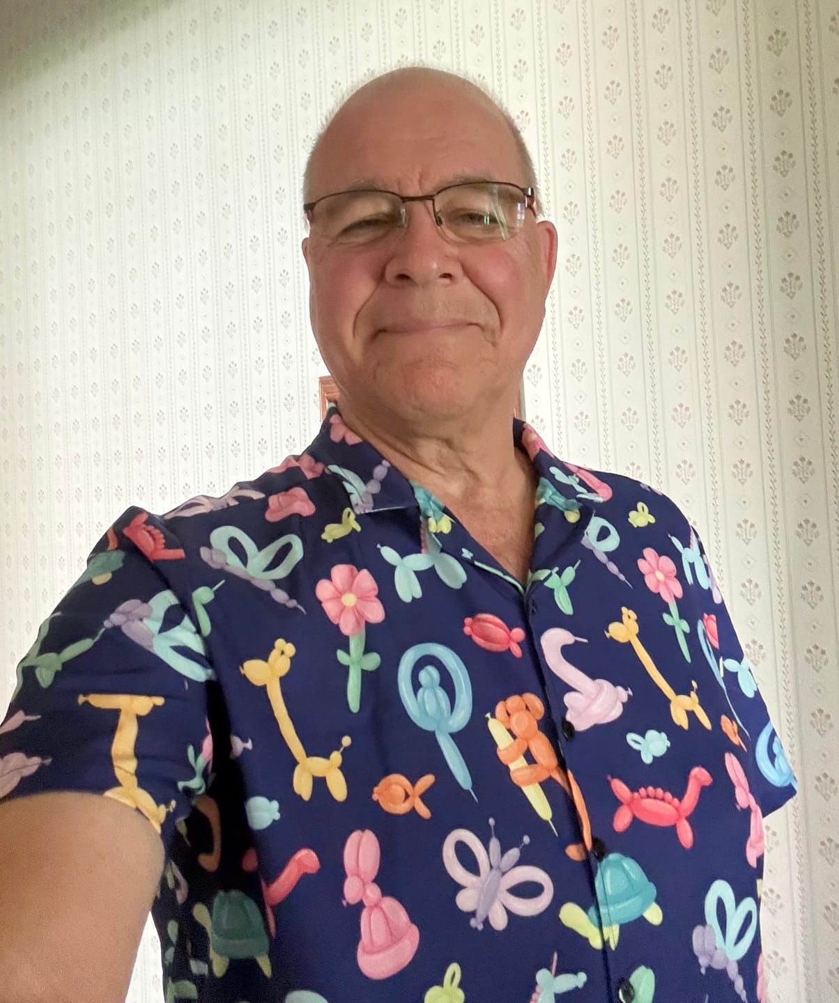Customer photo review of Animal Balloon Pattern Print Aloha Shirt