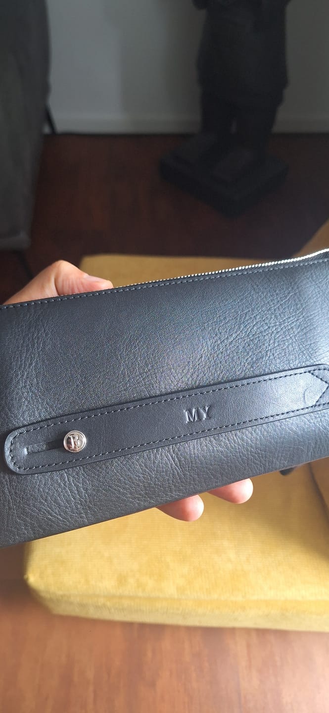 Customer photo review of Belluvi Duo Pouch