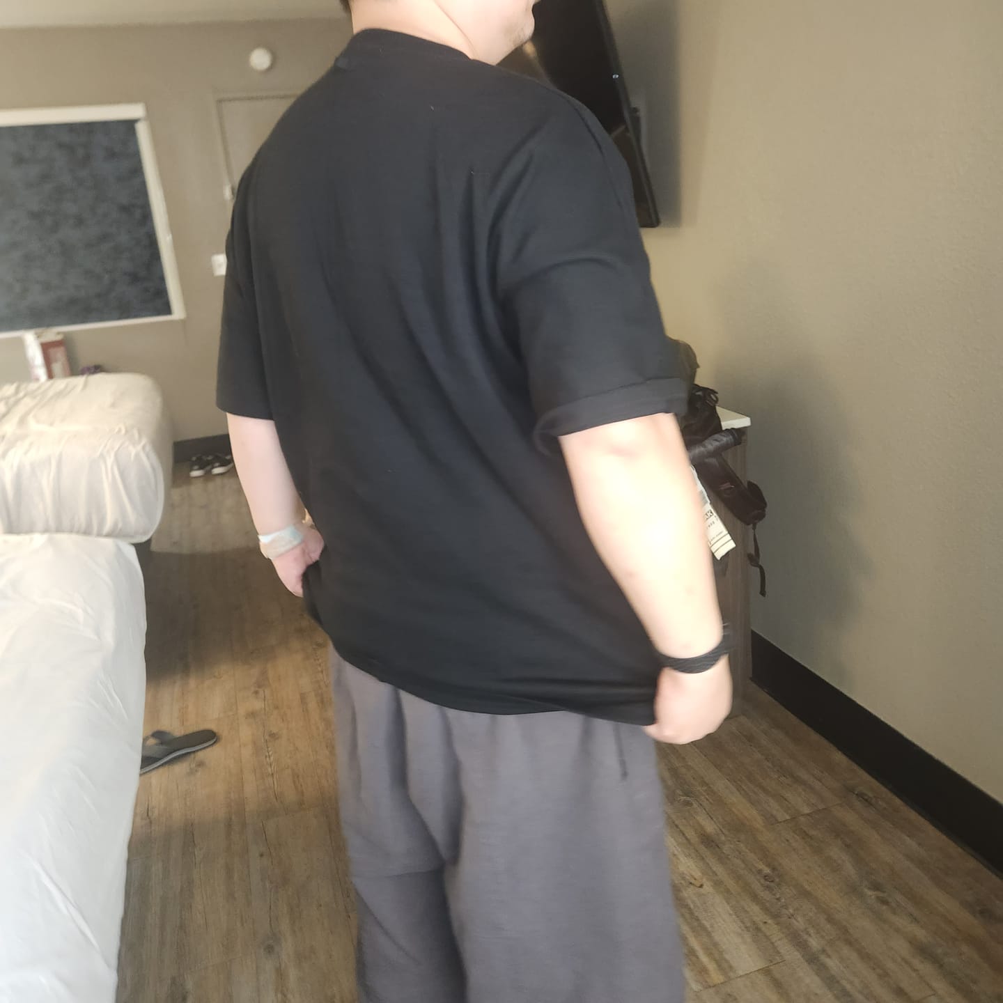 Customer photo review of Oba Oversized Shirt