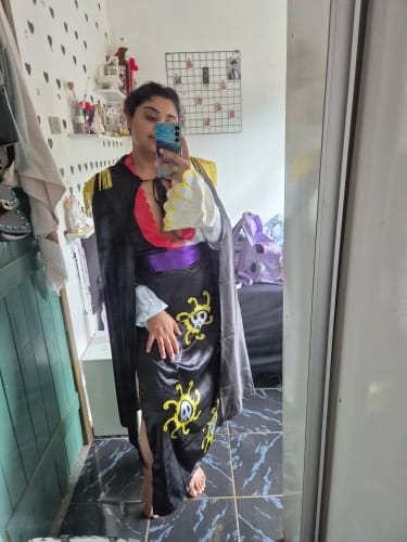 Customer photo review of One Piece Hancock Cosplay
