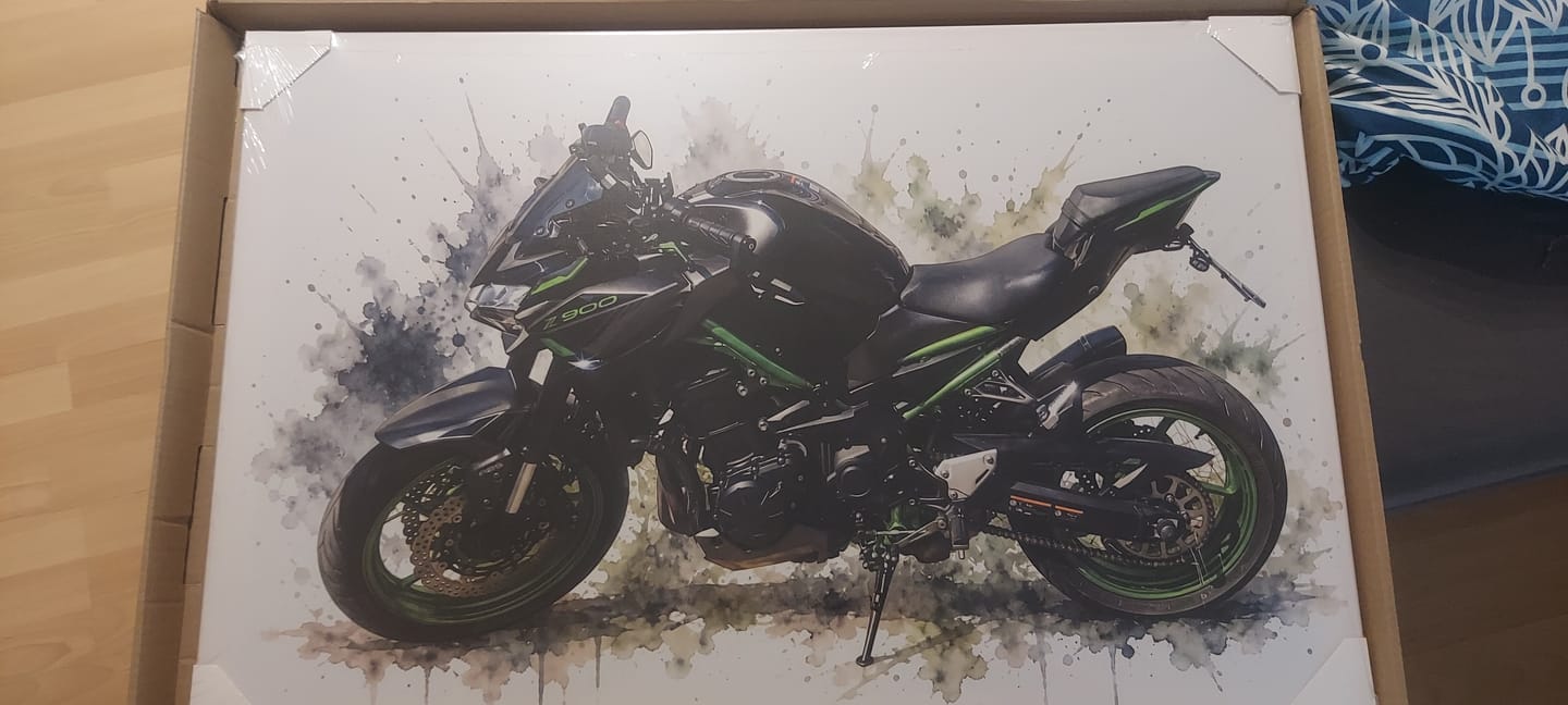 Customer photo review of Dein Fahrzeug als Kunstwerk – mit Live-Vorschau, als Poster oder Leinwand