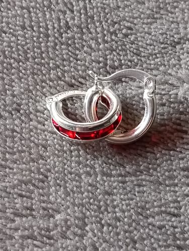 Customer photo review of Arracada Zirconia Roja Plata Ley 925
