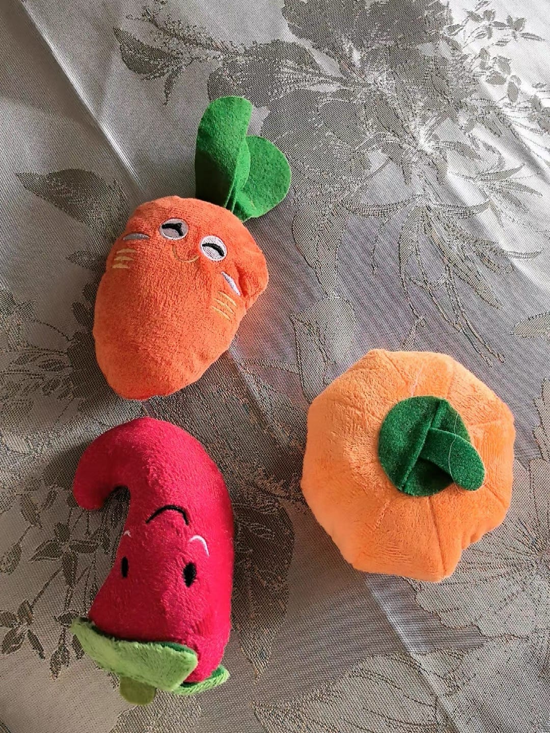 Customer photo review of 3 Pcs Pumpkin Chew Toys Plush