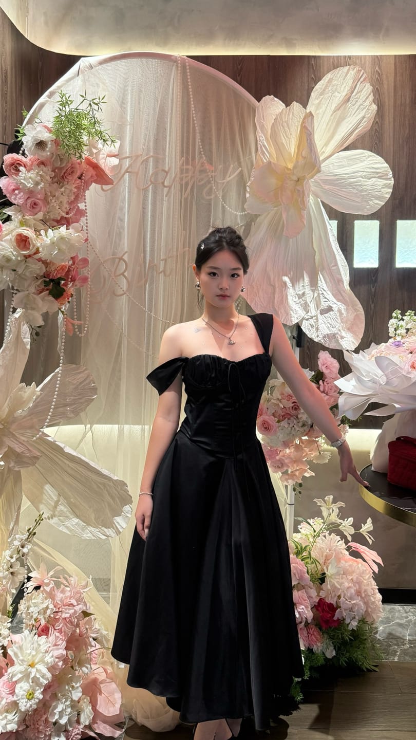 Customer photo review of ROVENTE Off-Shoulder Satin Corset Midi Dress with Flared Skirt