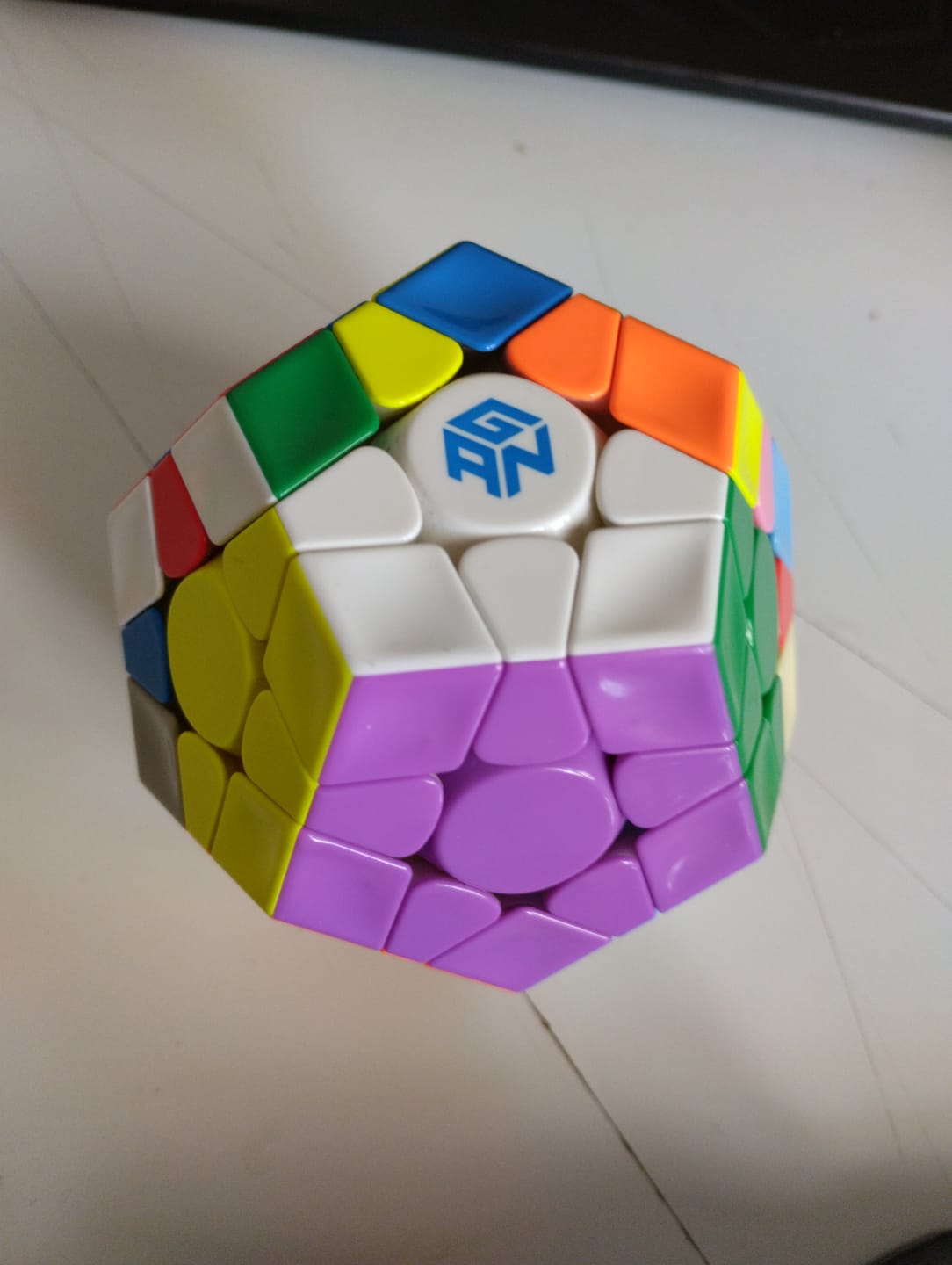 Customer photo review of GAN Megaminx V2 Maglev UV