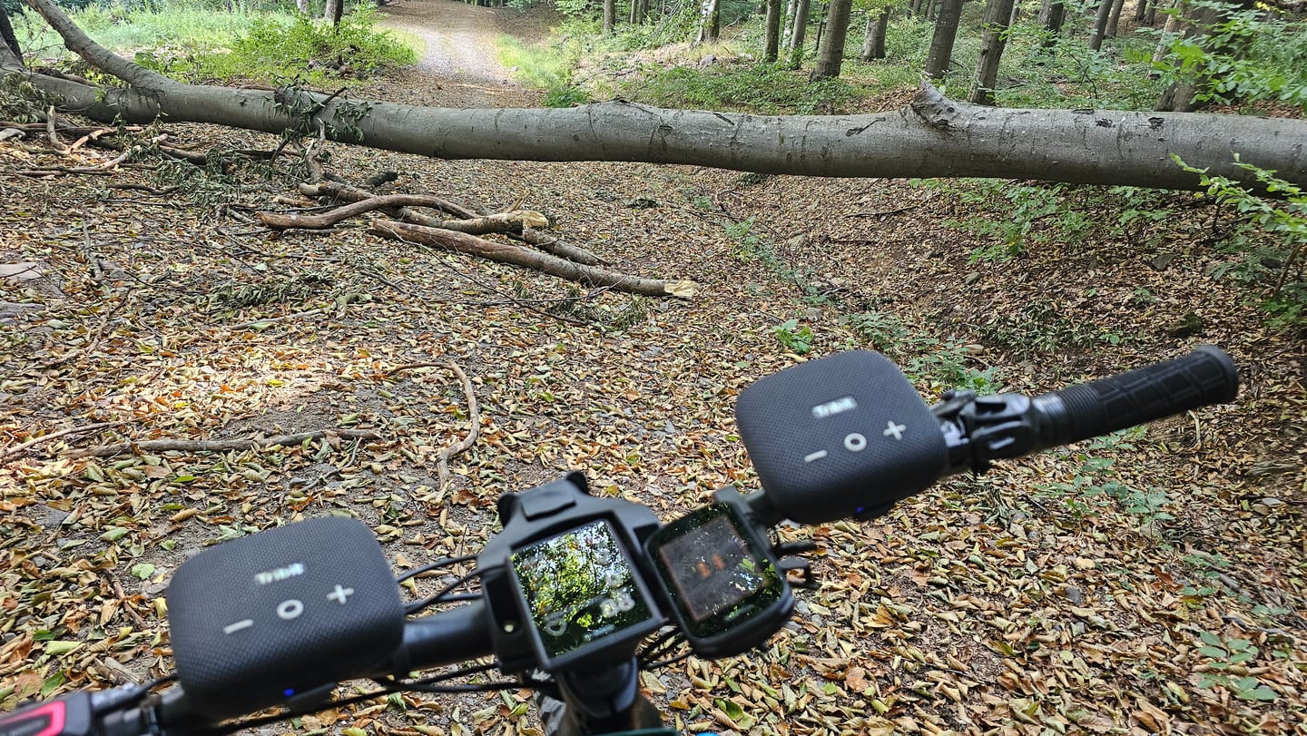 Customer photo review of TRIBIT StormBox Micro 2 Portable Speaker