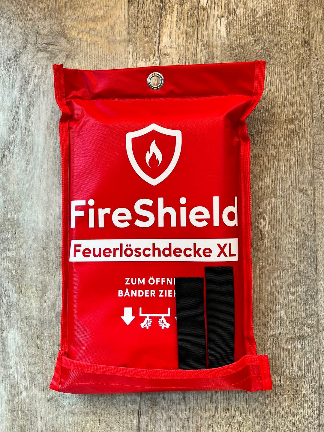 Customer photo review of FireShield - 3-Sekunden Notfall-XL Löschdecke