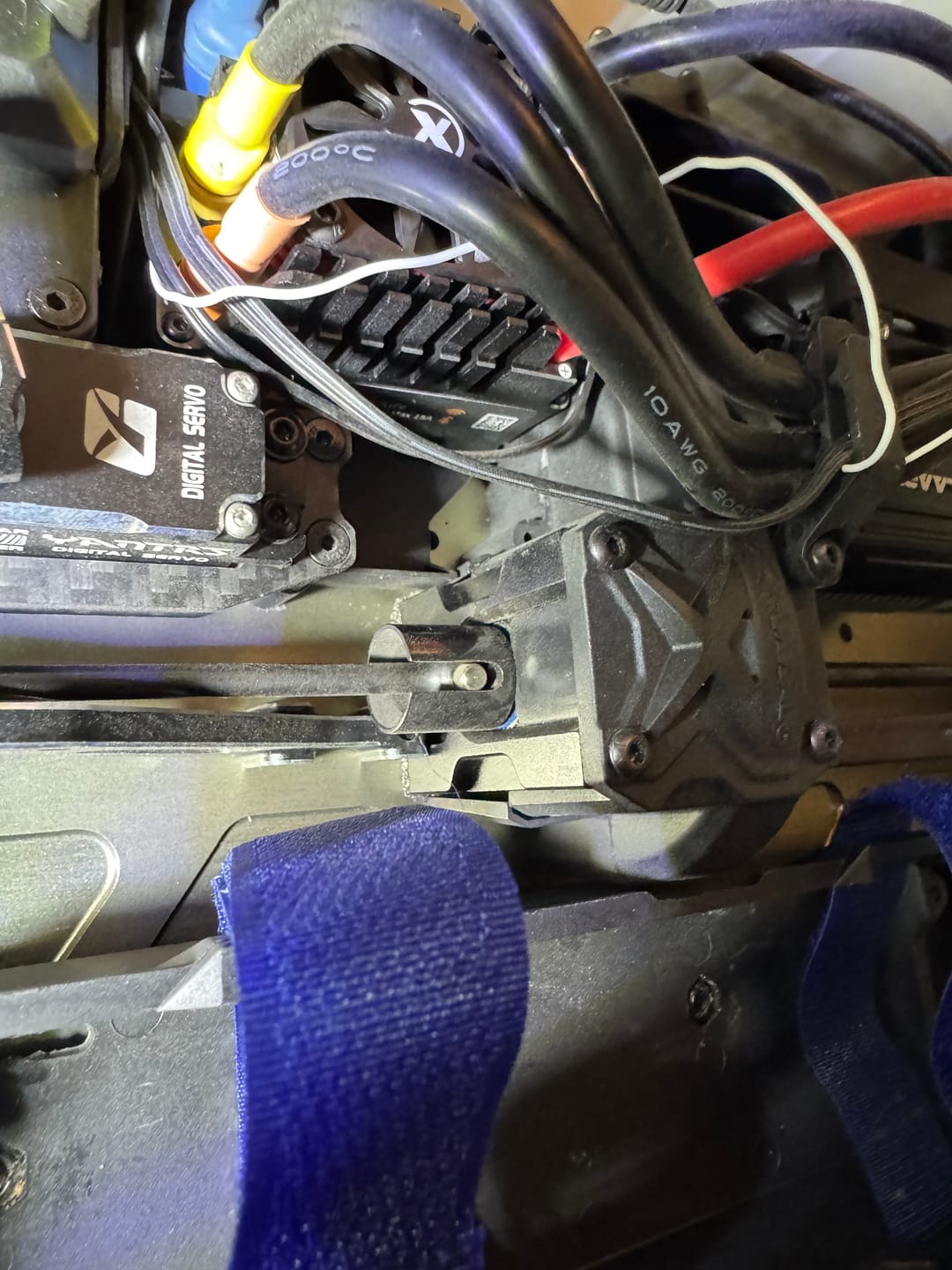 Customer photo review of Aluminium Rear Center Diff Mount for DSK Buggy and SLEVO