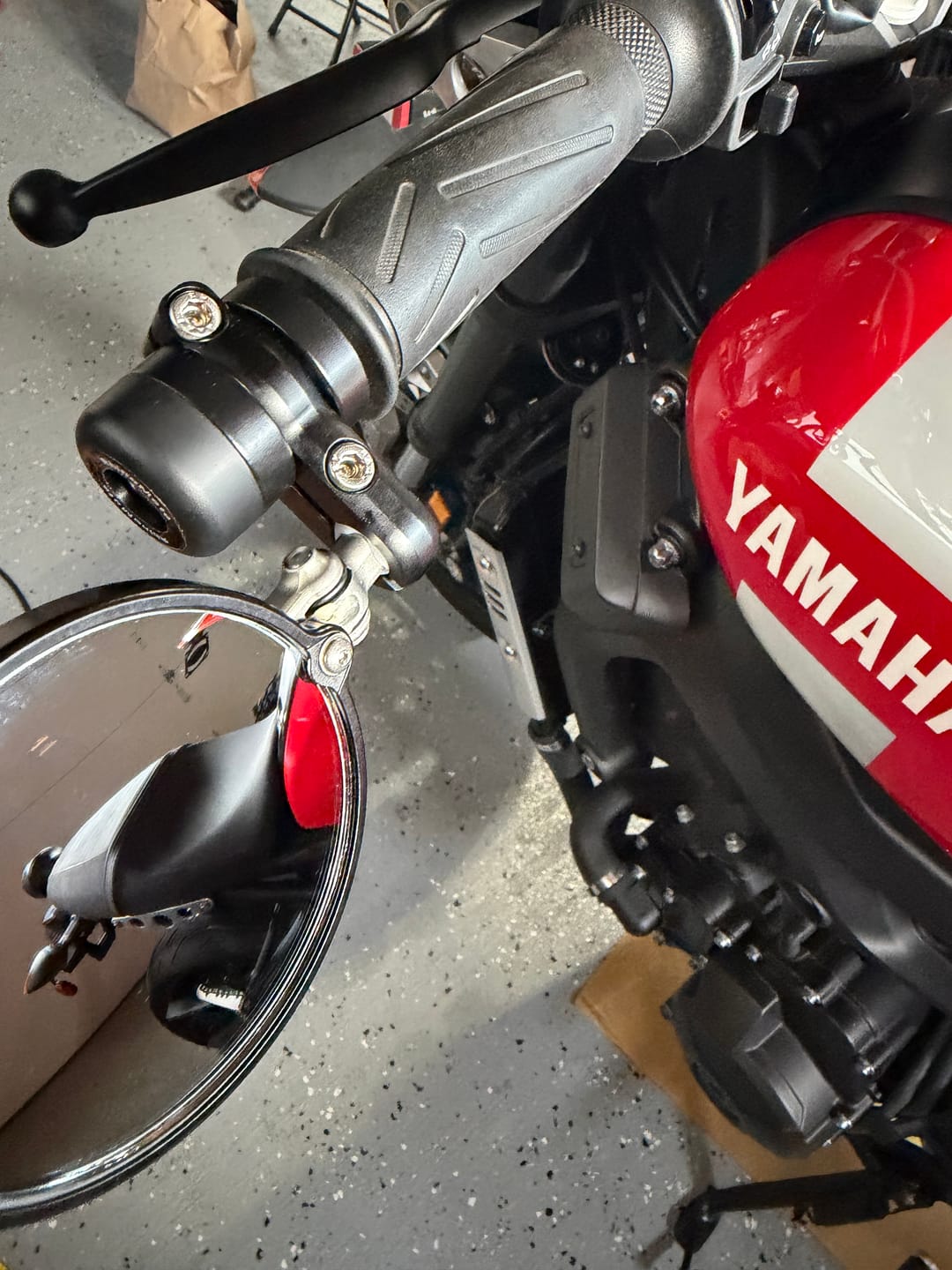 Customer photo review of Rhino Moto - Gen 1 - Threaded Mirror Mount & Mirror Kits - XSR 900 2016-2021