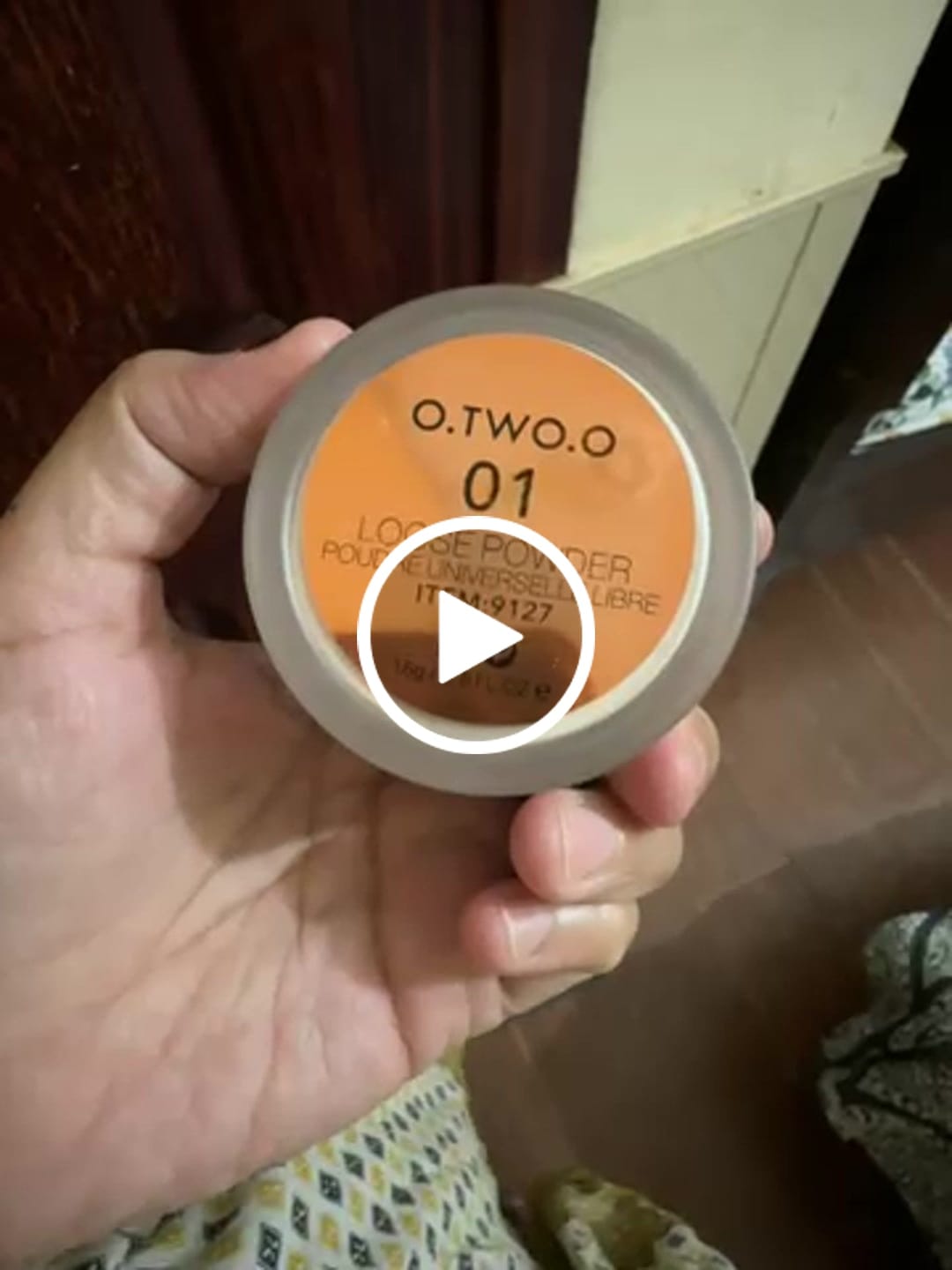 Customer video review of O.TWO.O LOOSE POWDER