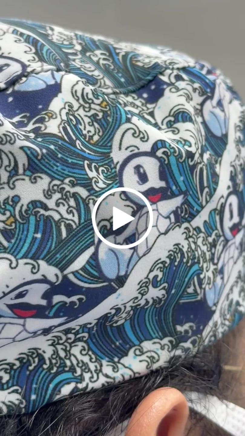 Customer video review of Gorro quirúrgico Squirtle surf