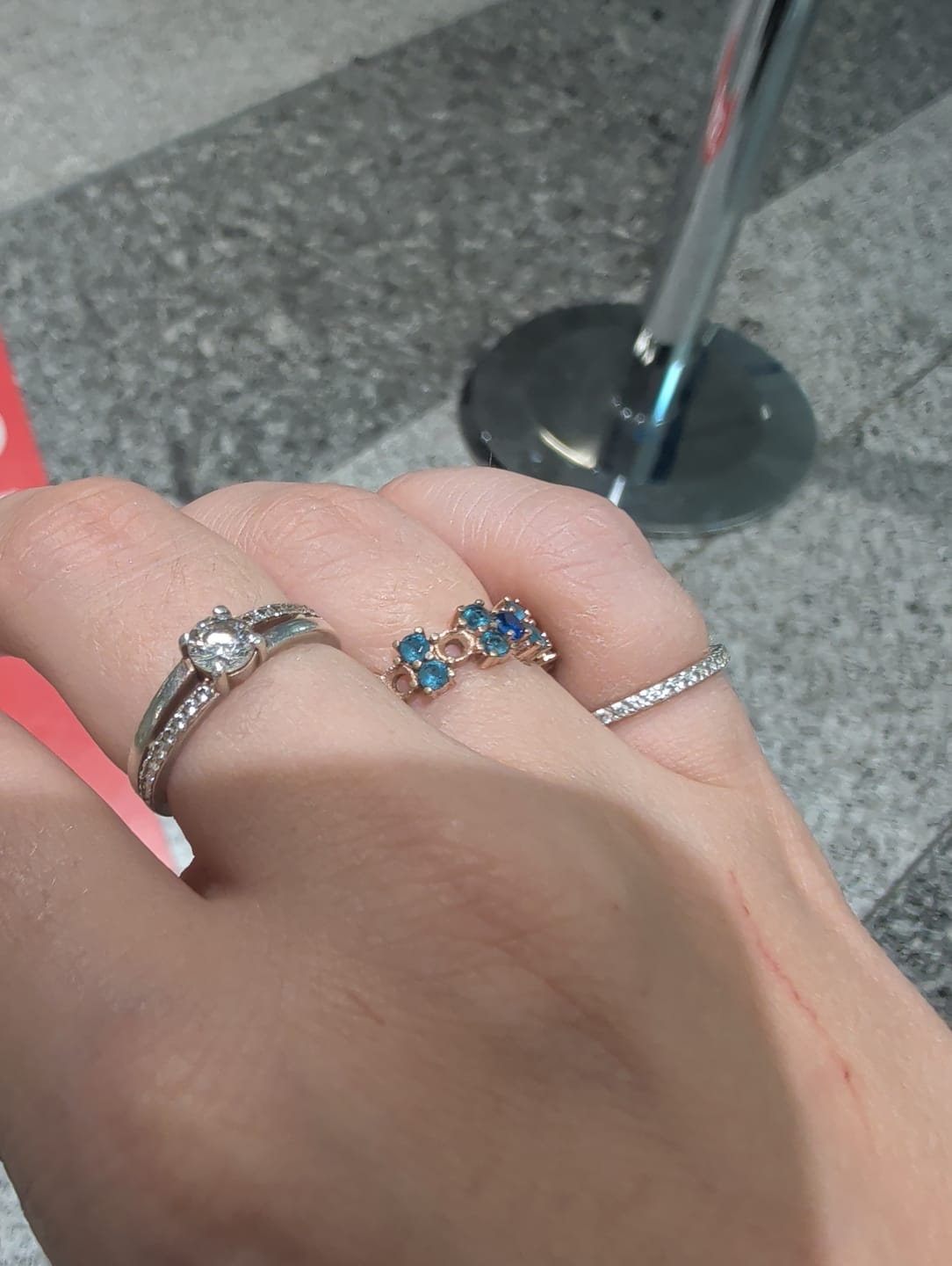 Customer photo review of Anello Veretta Bicolore con Cubic Zirconia