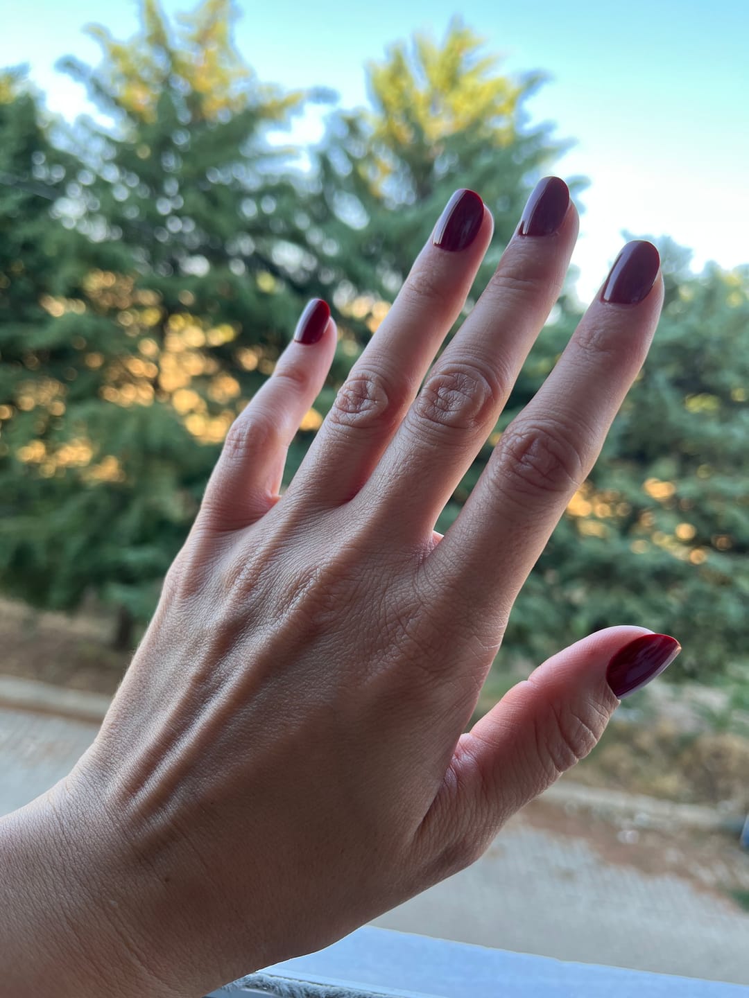 Customer photo review of Red Temptation - XS Squoval - 30 Adet Takma Tırnak