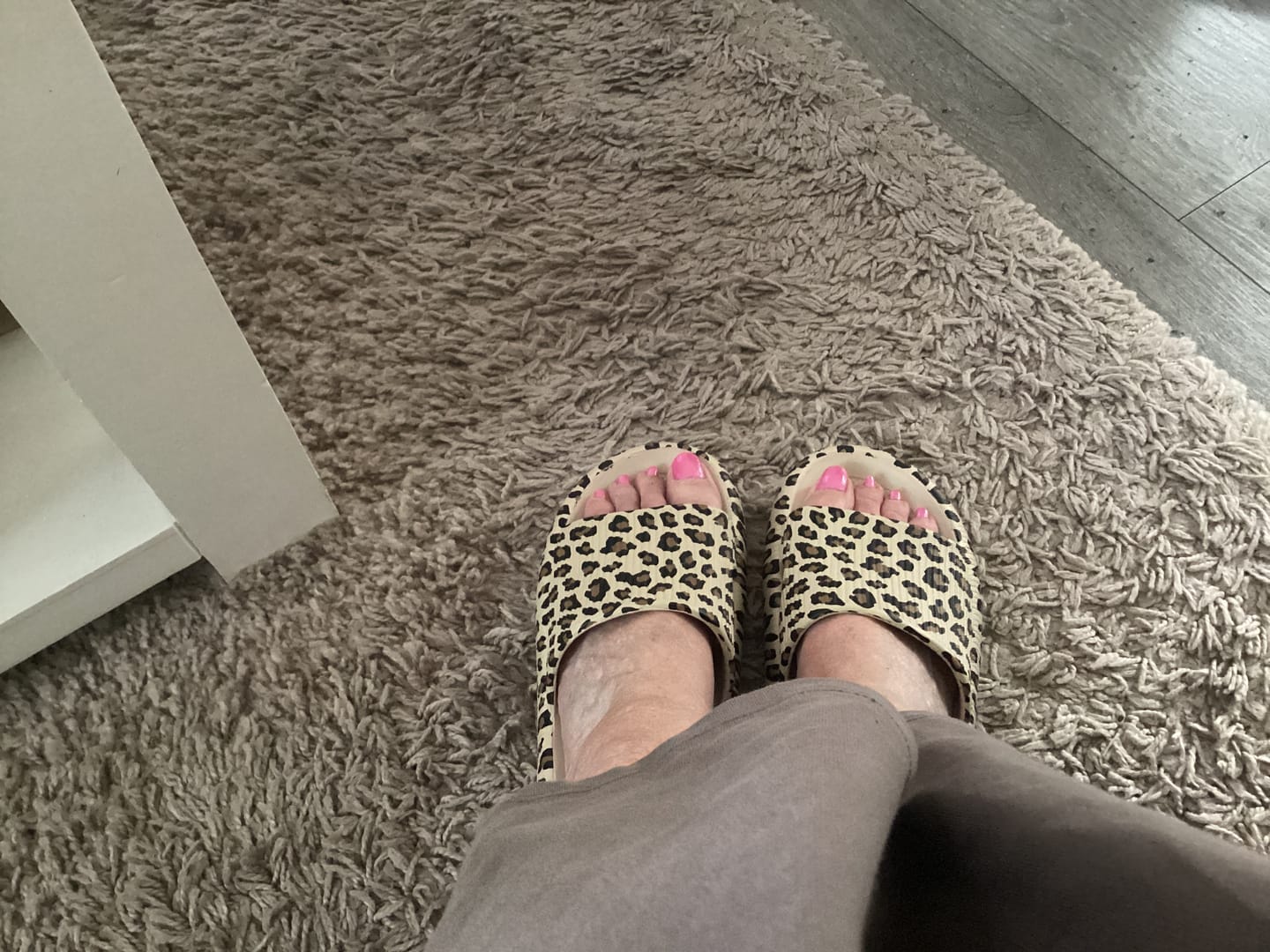Customer photo review of HappyFlops Limited Editions