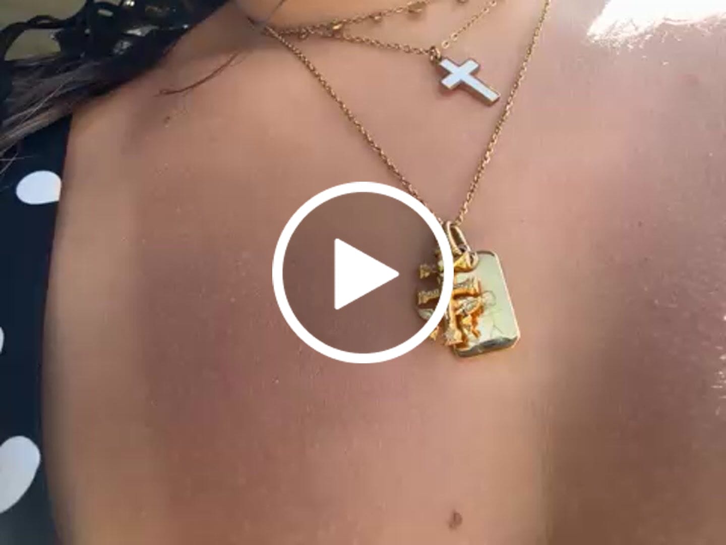 Customer video review of Collar Cruz de Caravaca