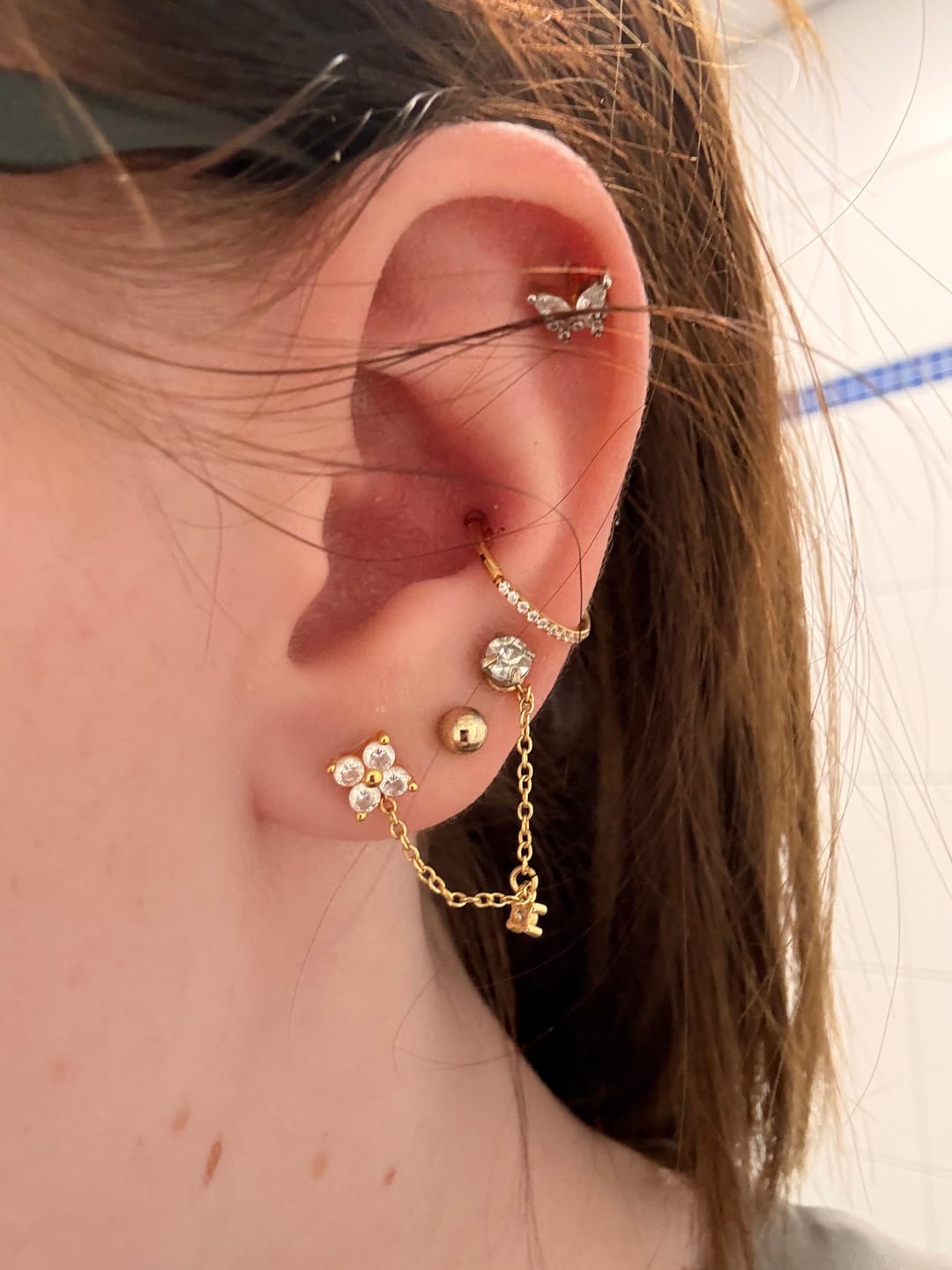 Customer photo review of Conch Clicker | Titan Piercing
