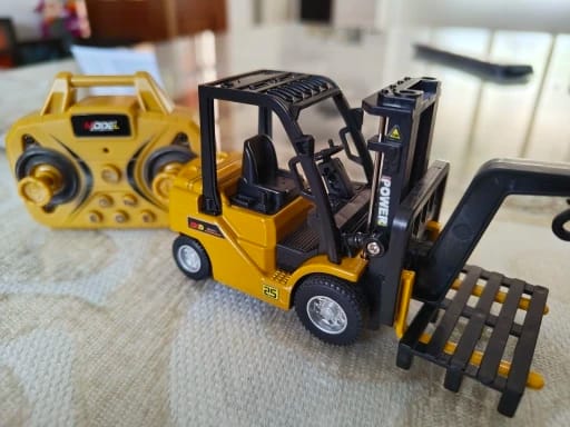 Customer photo review of NanoFleet Pro™ | 1:64 Die-Cast Engineering Desk Rig