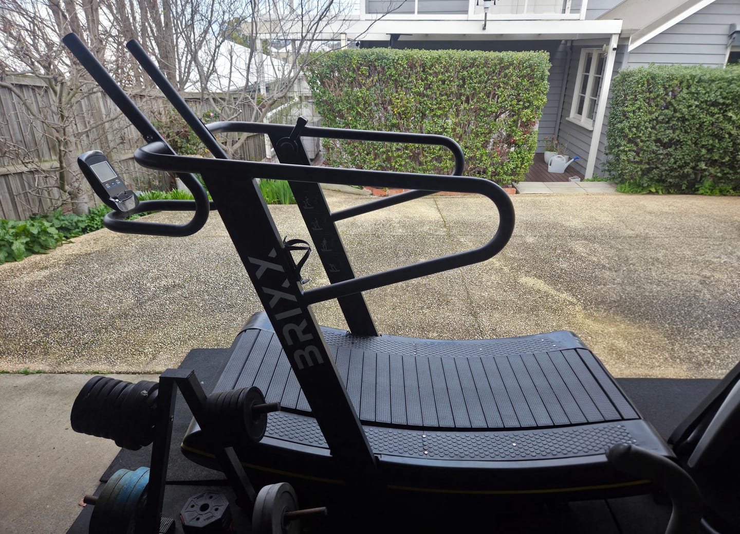 Customer photo review of BRIXX Commercial Curved Treadmill