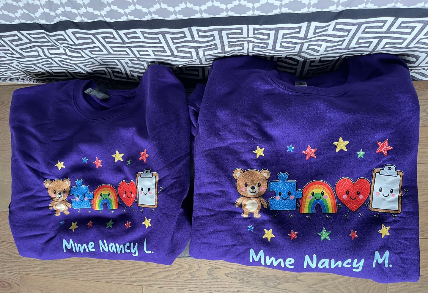 Customer photo review of Crewneck Personnalisable Retour à l'école version TES