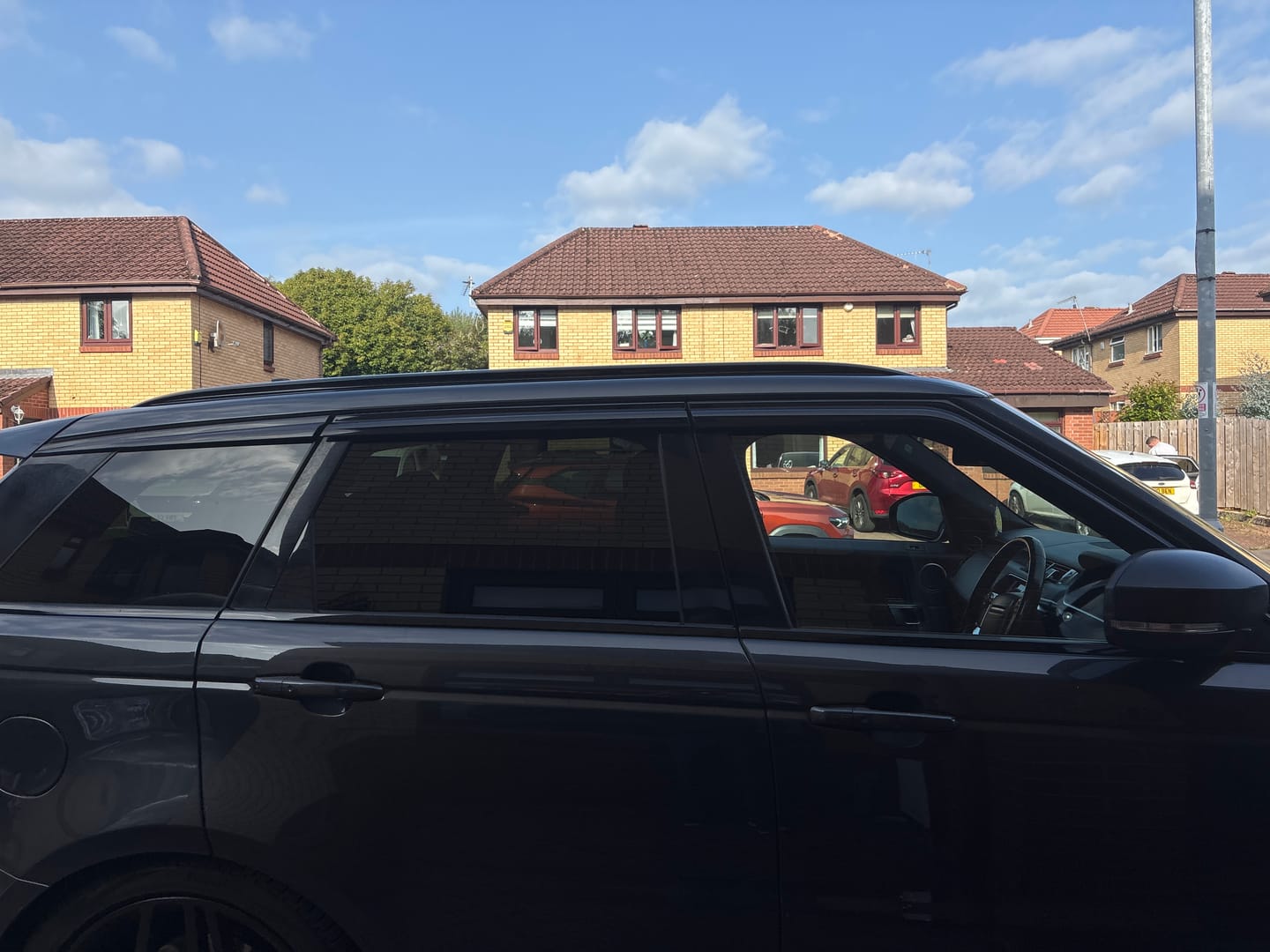 Customer photo review of Auto Clover Premium Wind Deflectors Set for Range Rover Sport 2013 - 2022 6 pcs