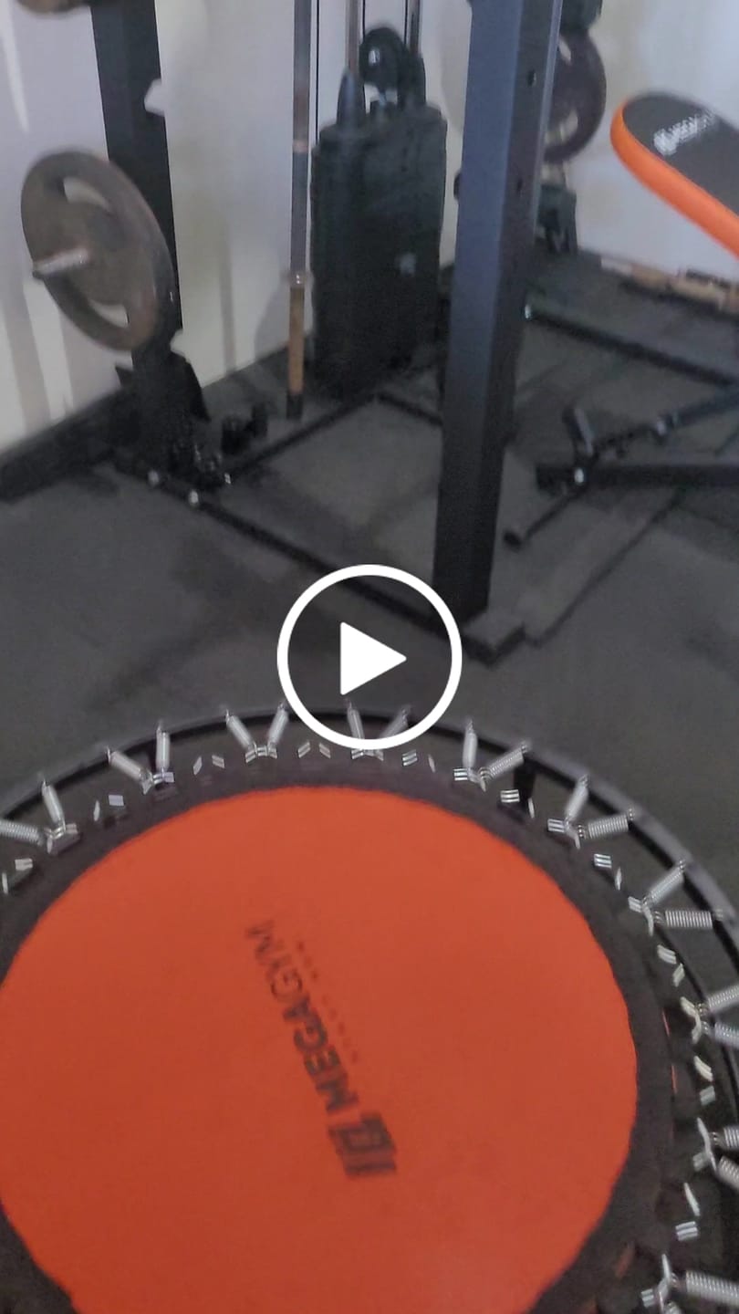 Customer video review of Mini Jump Trampolim Profissional 36 Molas