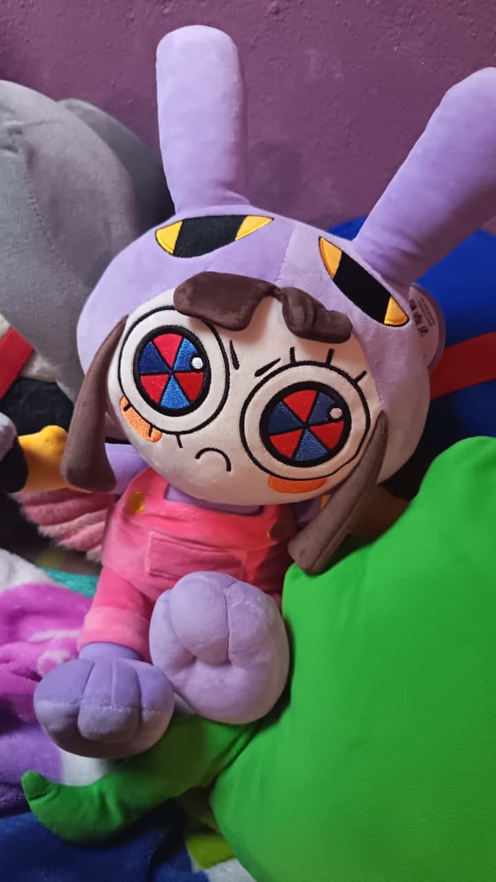 Customer photo review of Jax-Suit Pomni Plush