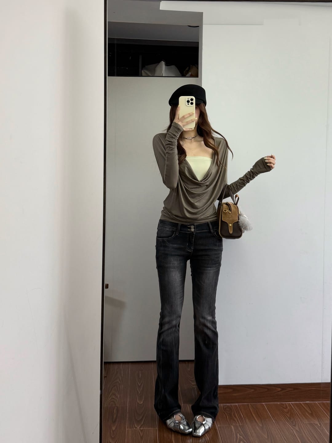 Customer photo review of IAMXIAA Low Rise Washed Flare Jeans with Distressed Fade