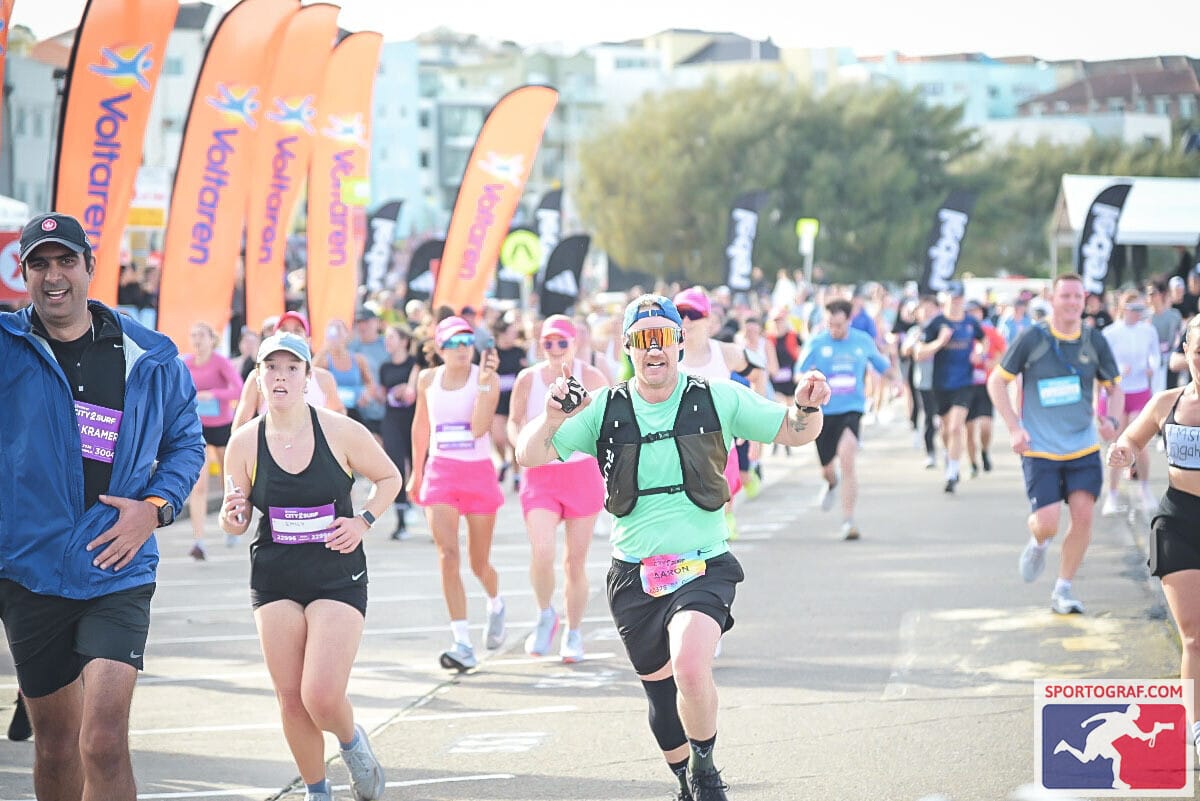 Customer photo review of RUNNR 2-in-1 Running Shorts