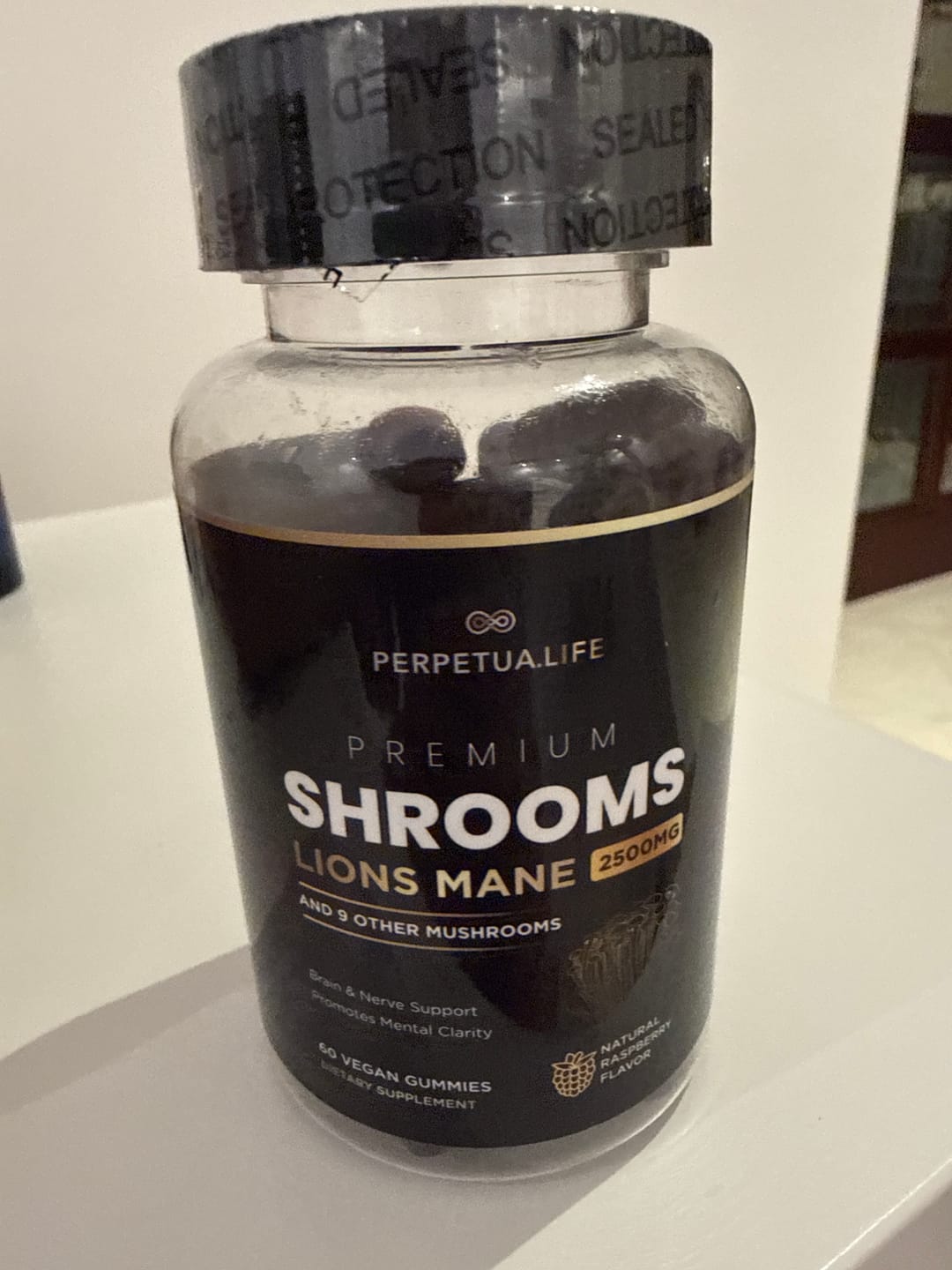 Customer photo review of Lion’s Mane Mushroom Gummies – 10 Mushroom Complex