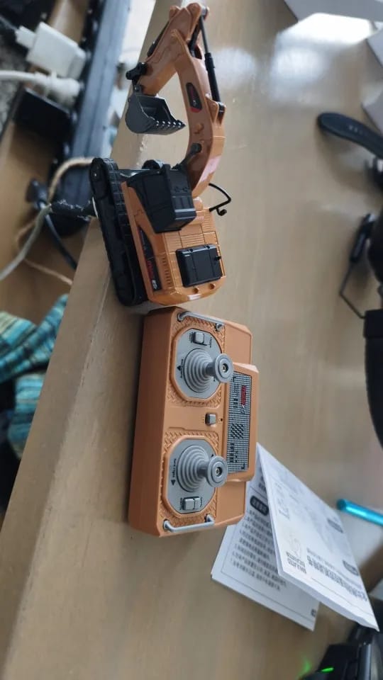 Customer photo review of NanoFleet Pro™ | 1:64 Die-Cast Engineering Desk Rig
