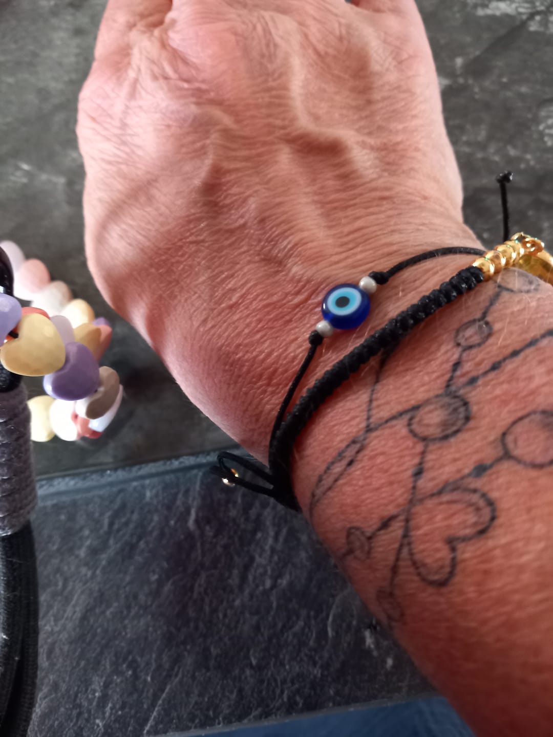 Customer photo review of Papiers d'encens naturel pour Purifier les Pierres et Bijoux en Pierres Naturelles