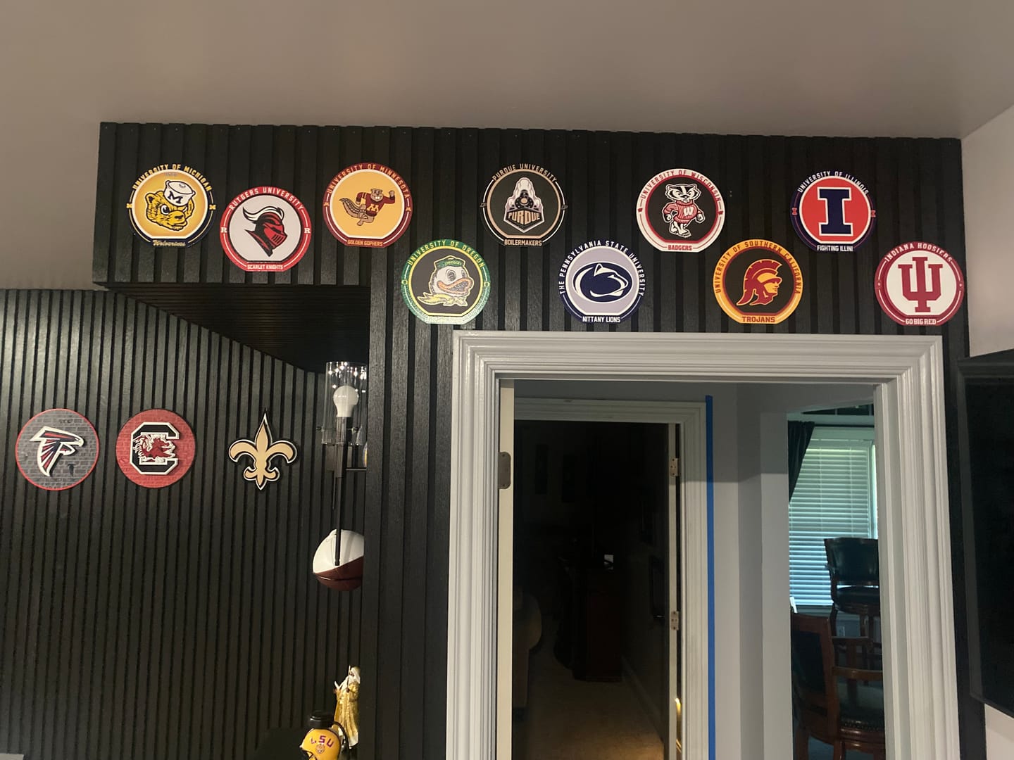 Customer photo review of Minnesota Golden Gophers "Double Play" On the Shelf or on the Wall Art
