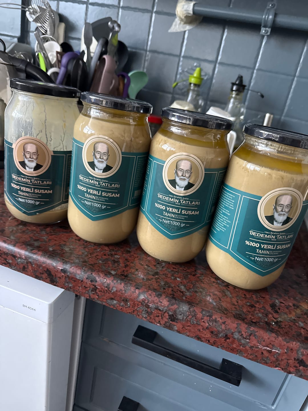 Customer photo review of %100 Yerli Susamdan Çiğ Tahin - 1000gr 3'lü Paket