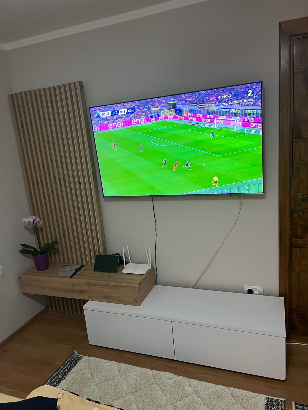 Customer photo review of Mobilier living REBECA, stejar artisan/alb, PAL, 210x43x200 cm